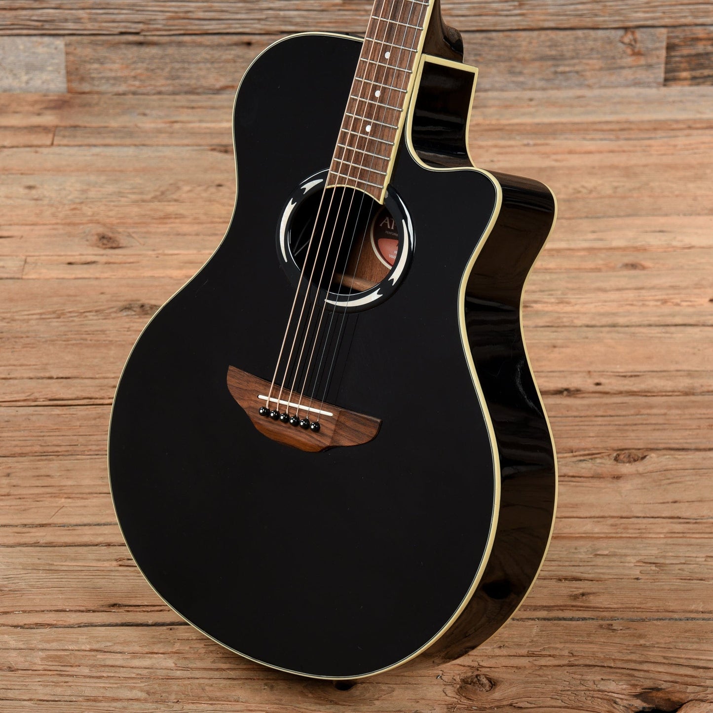 Yamaha APX500II Black 2012 Acoustic Guitars / Built-in Electronics