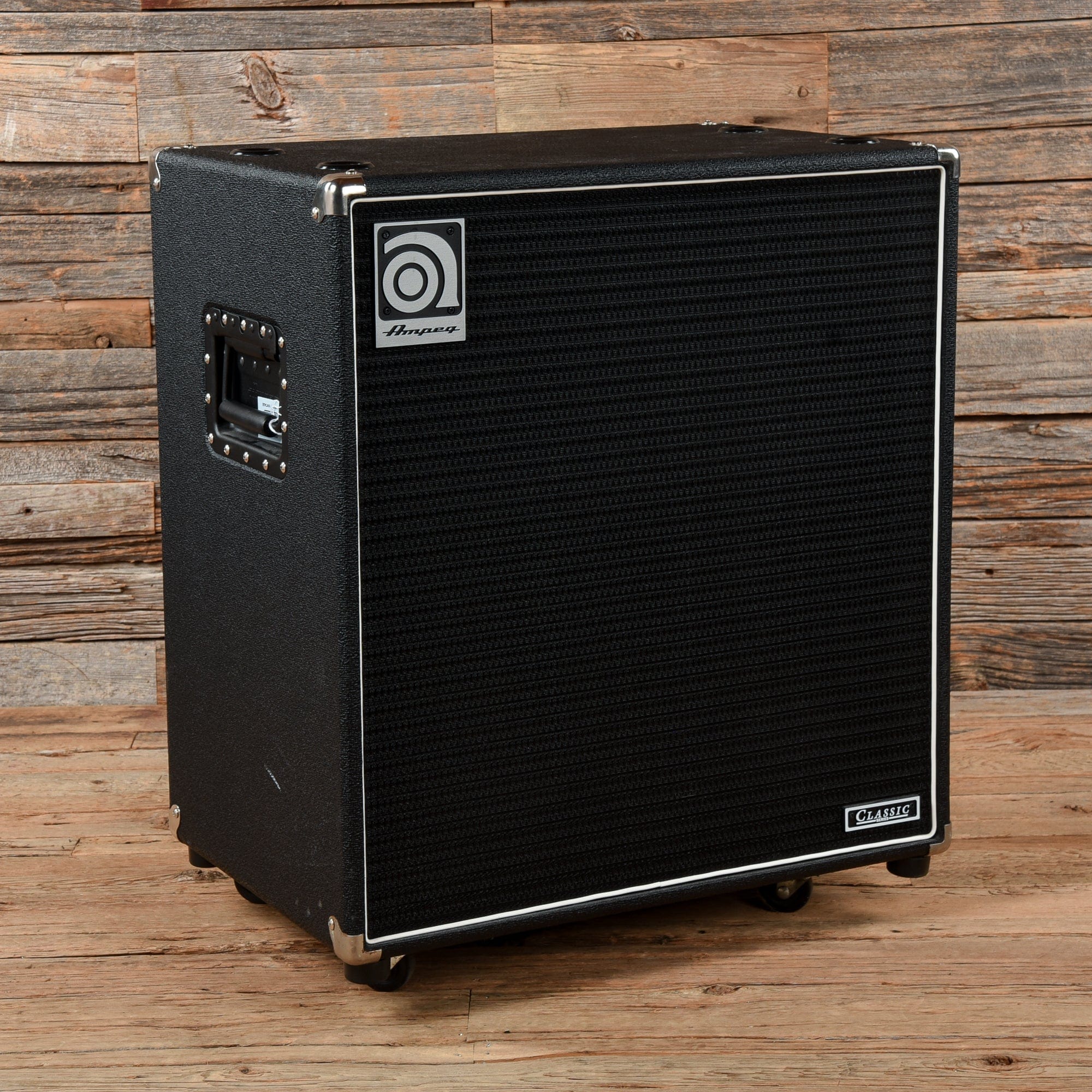 Ampeg SVT-410HE Classic Series 500-Watt 4x10