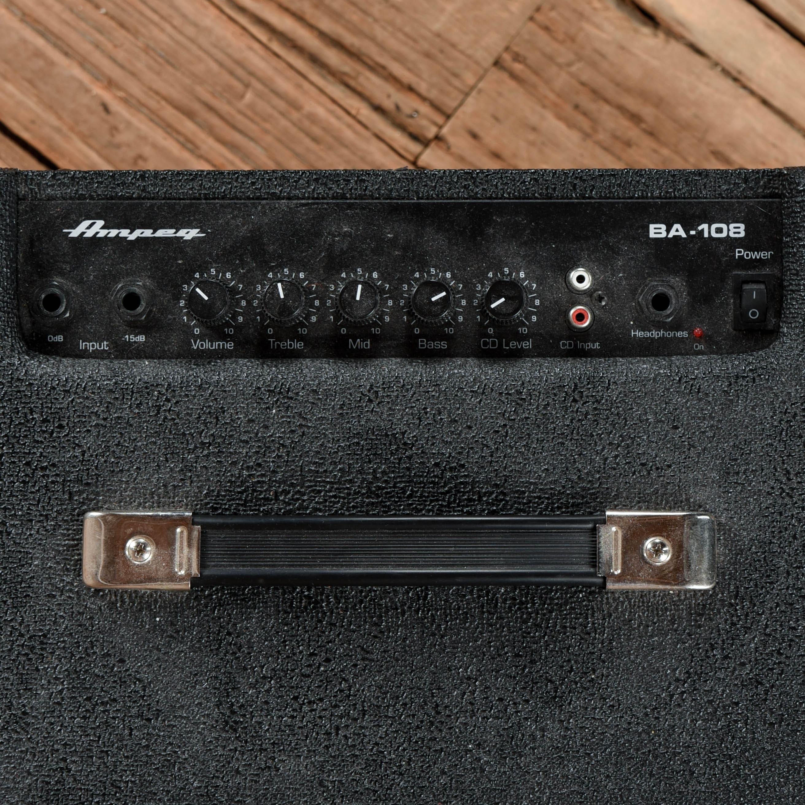 Ampeg BA-108 20-Watt 1x8