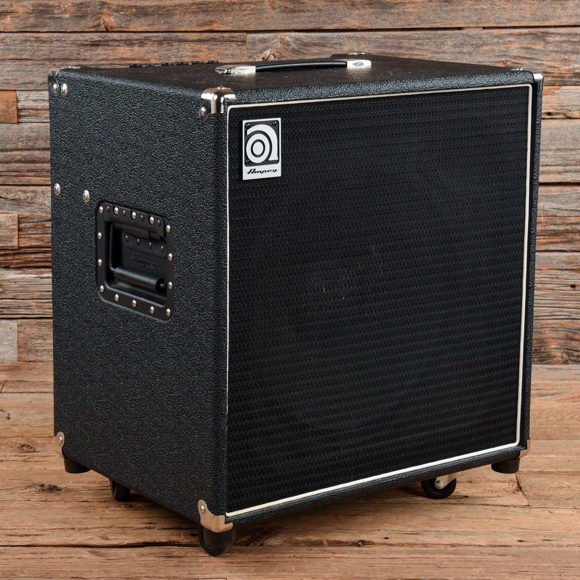 Ampeg BA115HP 220-Watt 1x15