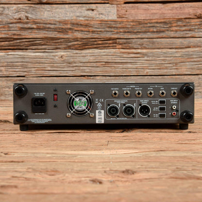 Ampeg SVT-7 PRO 1000-Watt Bass Amp Head Amps / Bass Heads