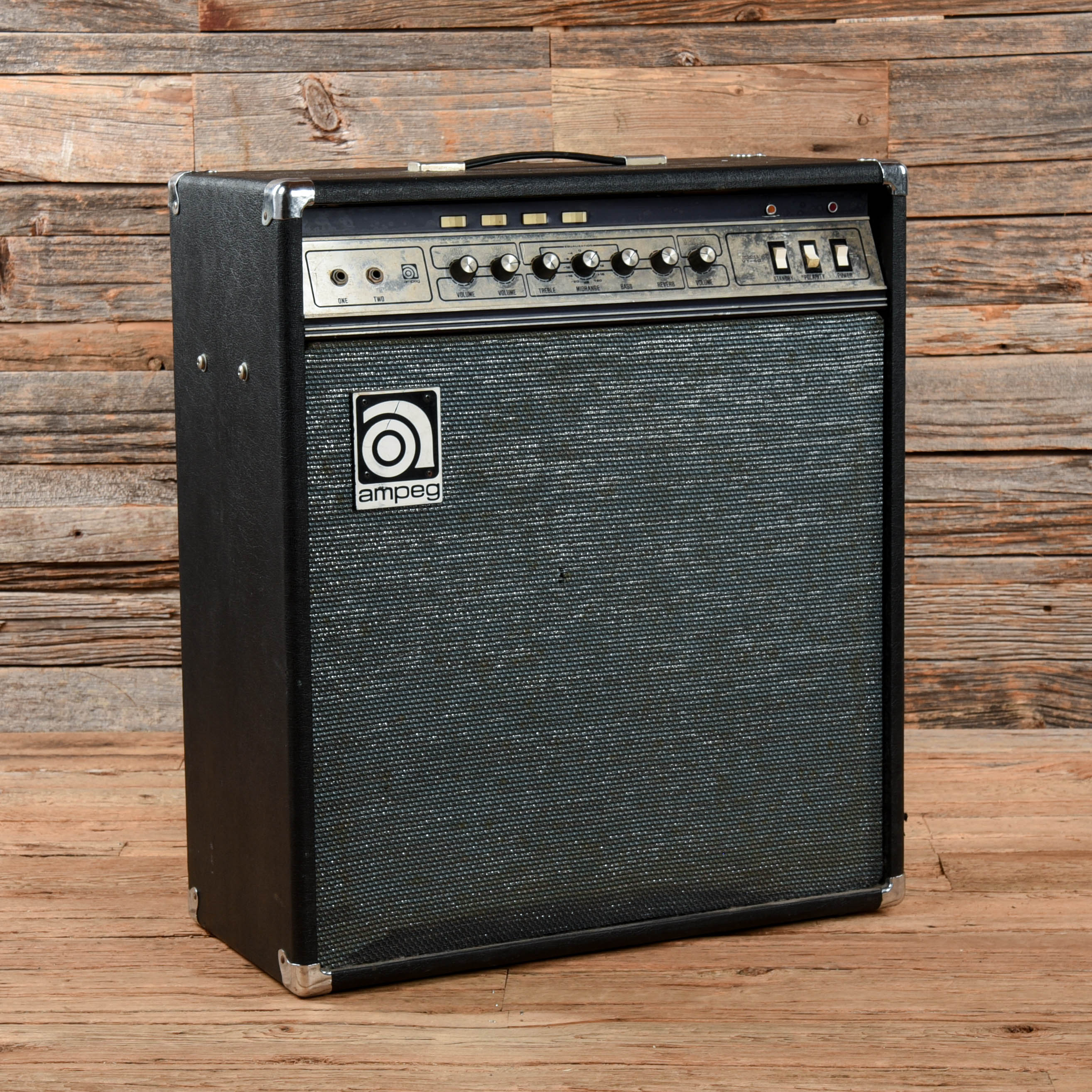 Ampeg VT-40 2-Channel 60-Watt 4x10 Guitar Combo Amps / Guitar Cabinets