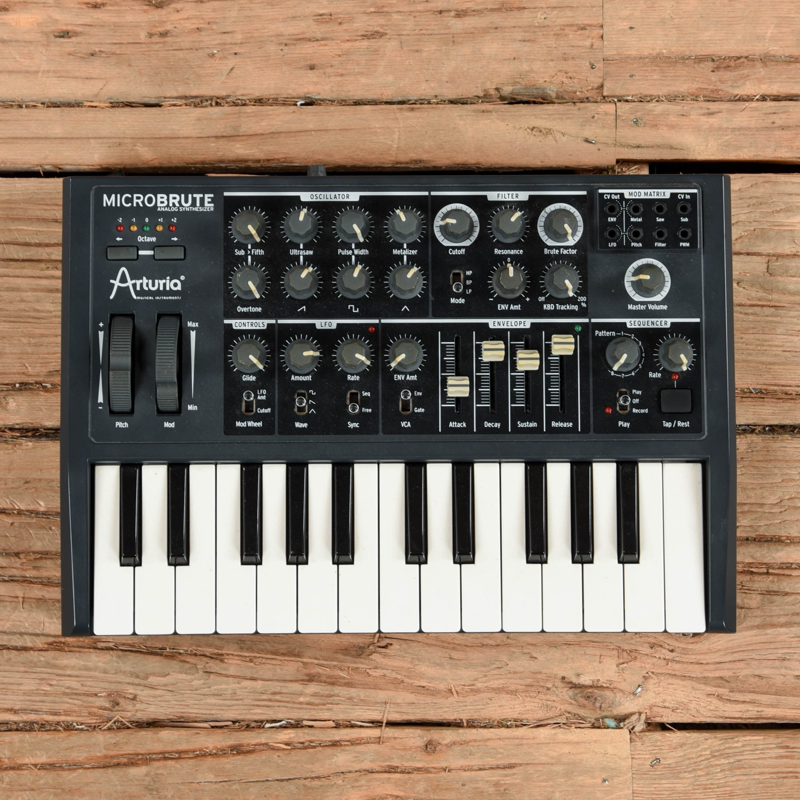 Arturia Microbrute アナログシンセサイザー - 電子楽器