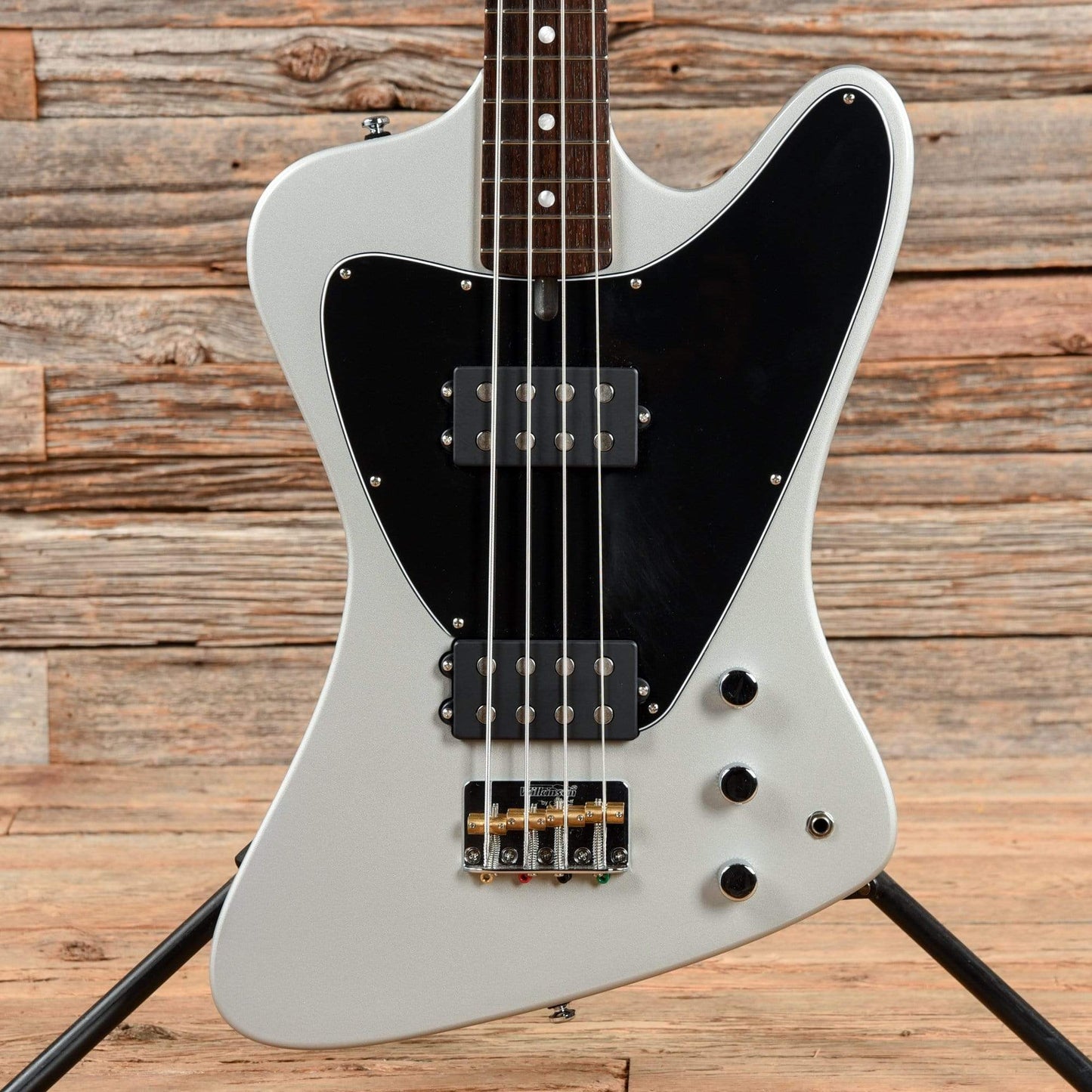 Ashdown Low Rider 4 Silver Bass Guitars / 4-String