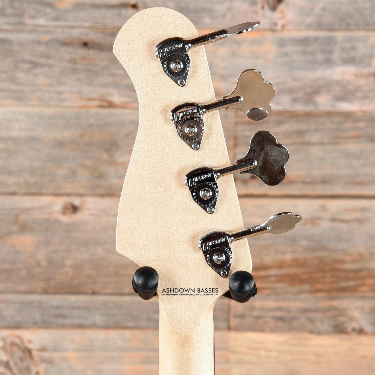 Ashdown Low Rider 4 Silver Bass Guitars / 4-String