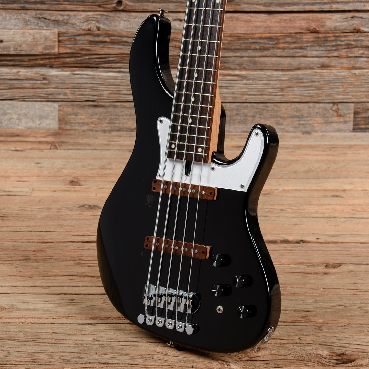 Bacchus Electric Bass Black 2005 Bass Guitars / 4-String