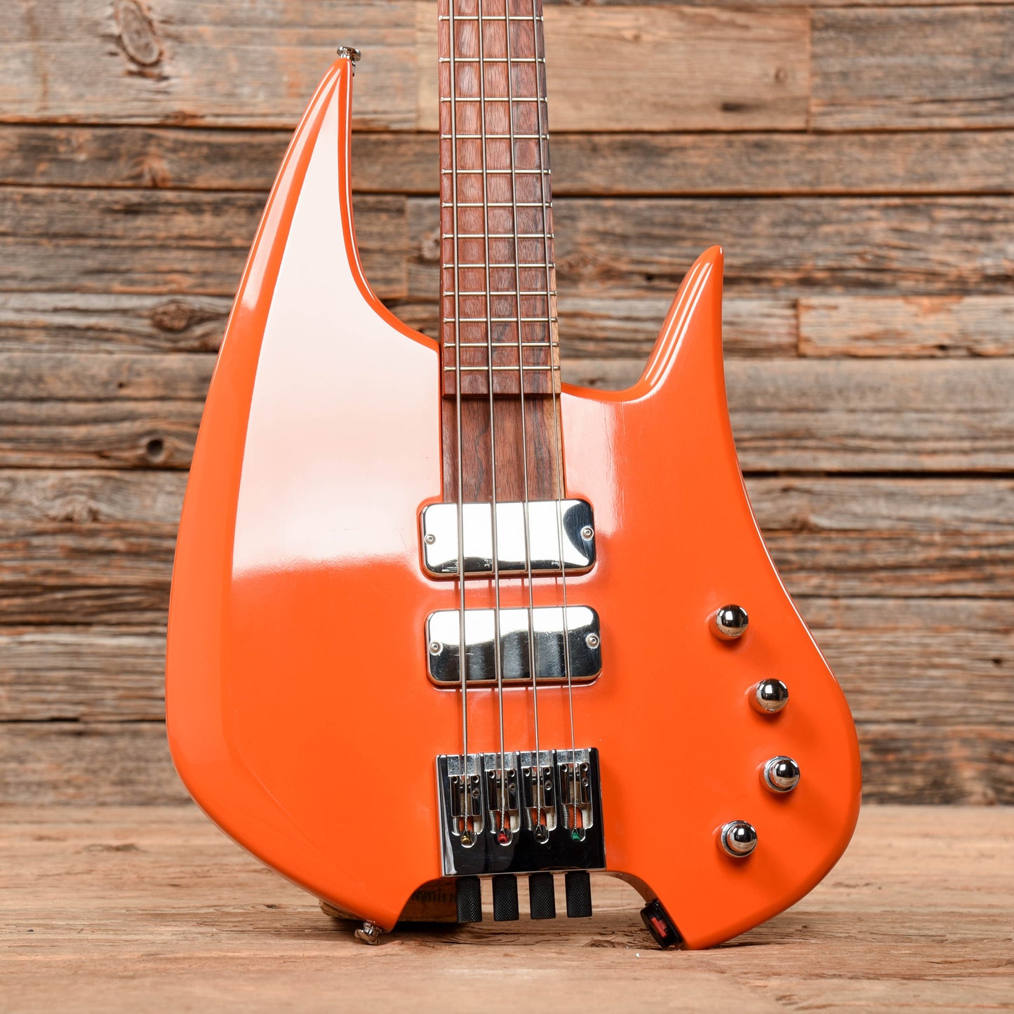 Bee Headless Bass Orange 2017 Bass Guitars / 4-String