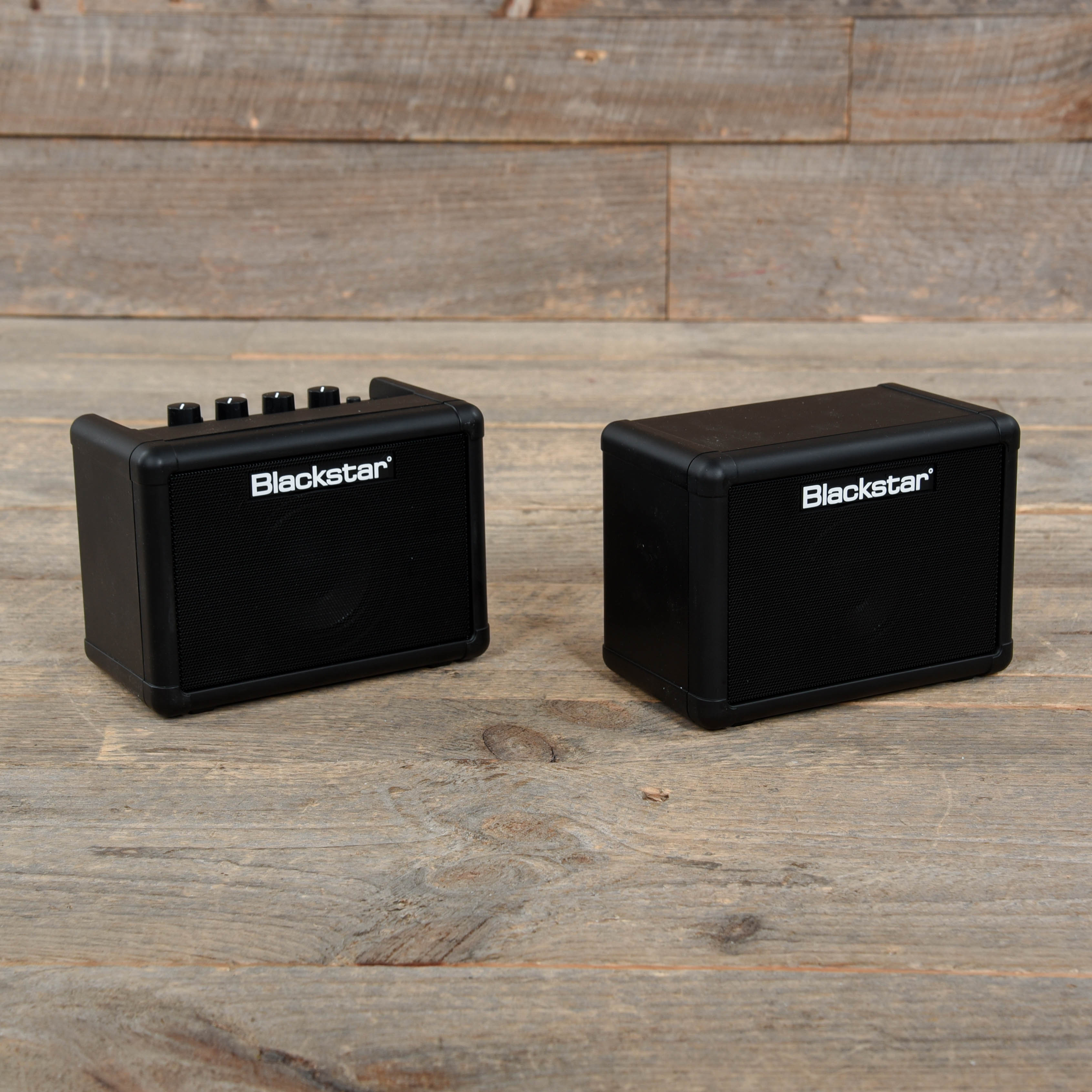 Blackstar Fly 3 Battery Powered Guitar Amp, Cab, and PSU – Chicago