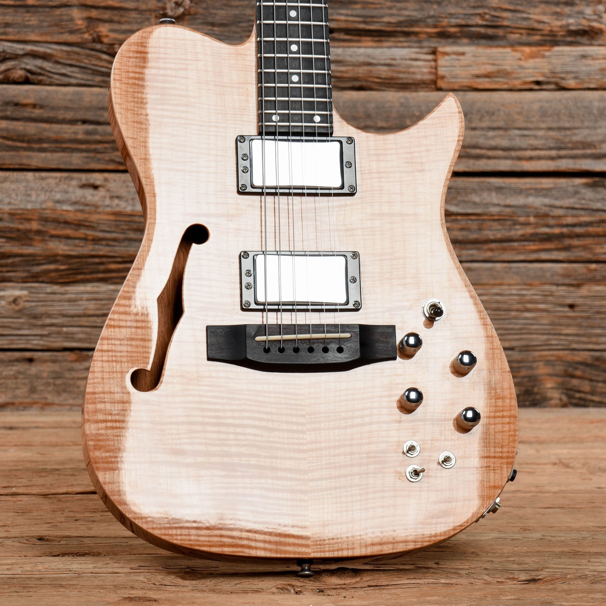 Carvin AE185 Natural Electric Guitars / Semi-Hollow