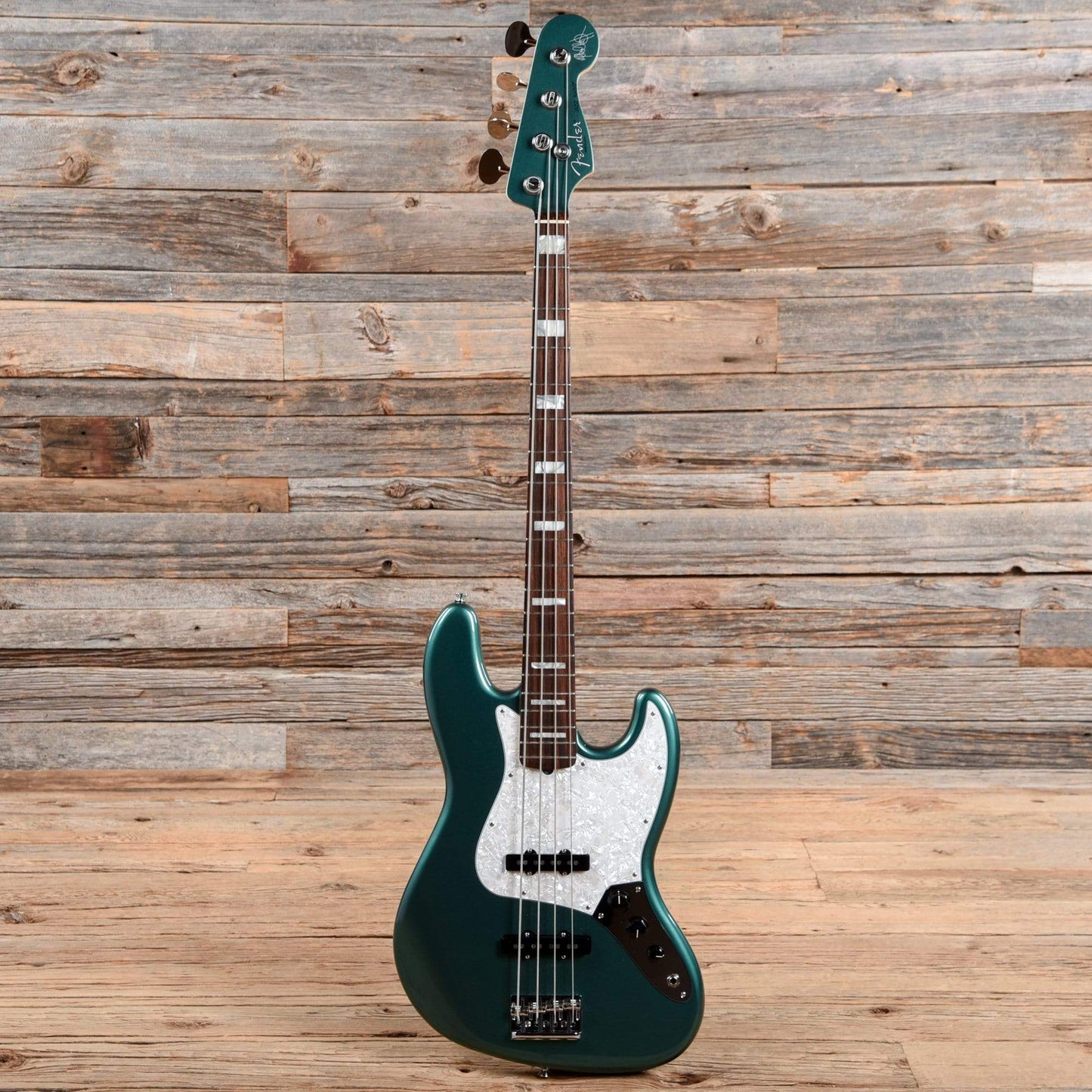 Adam Clayton Artist Series Signature Jazz Bass Sherwood Green Metallic 2019 Bass Guitars / 4-String