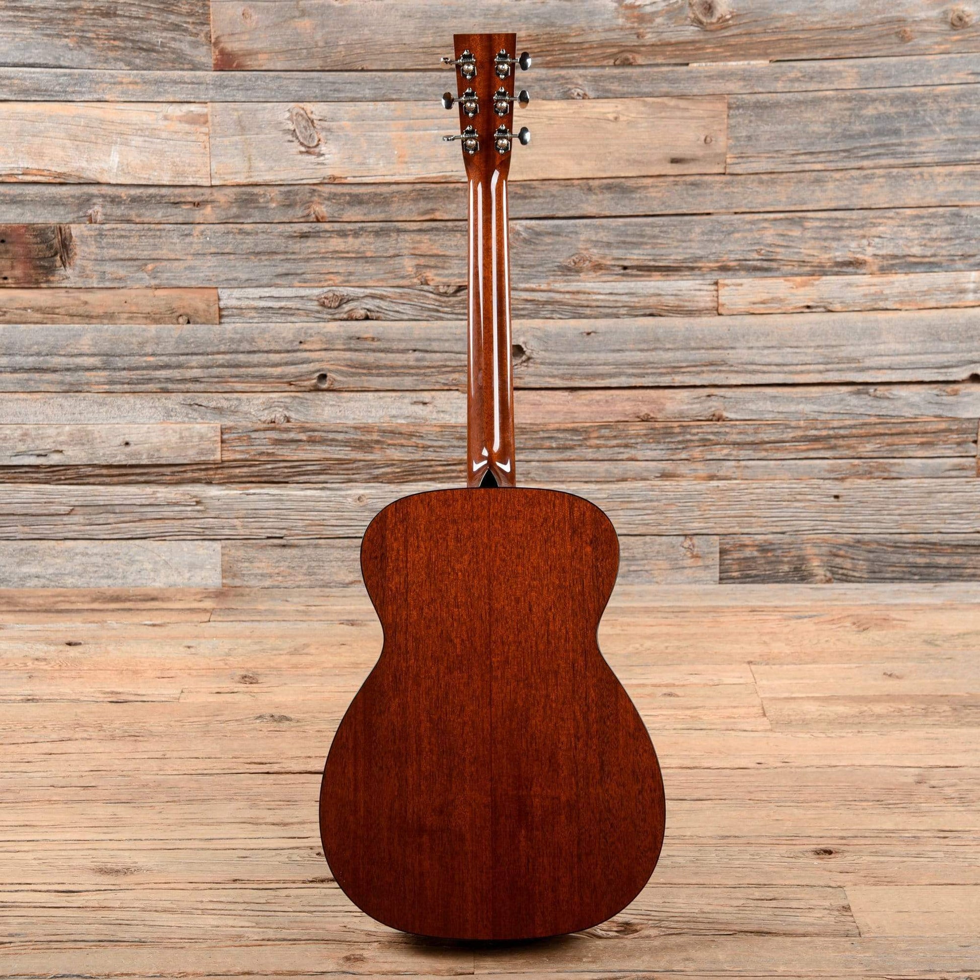 Collings 001A Natural 2020 Acoustic Guitars / Concert