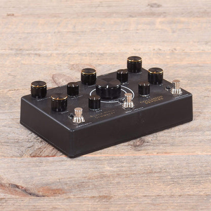 Collision Devices Black Hole Symmetry Delay Reverb Fuzz Effects and Pedals / Delay