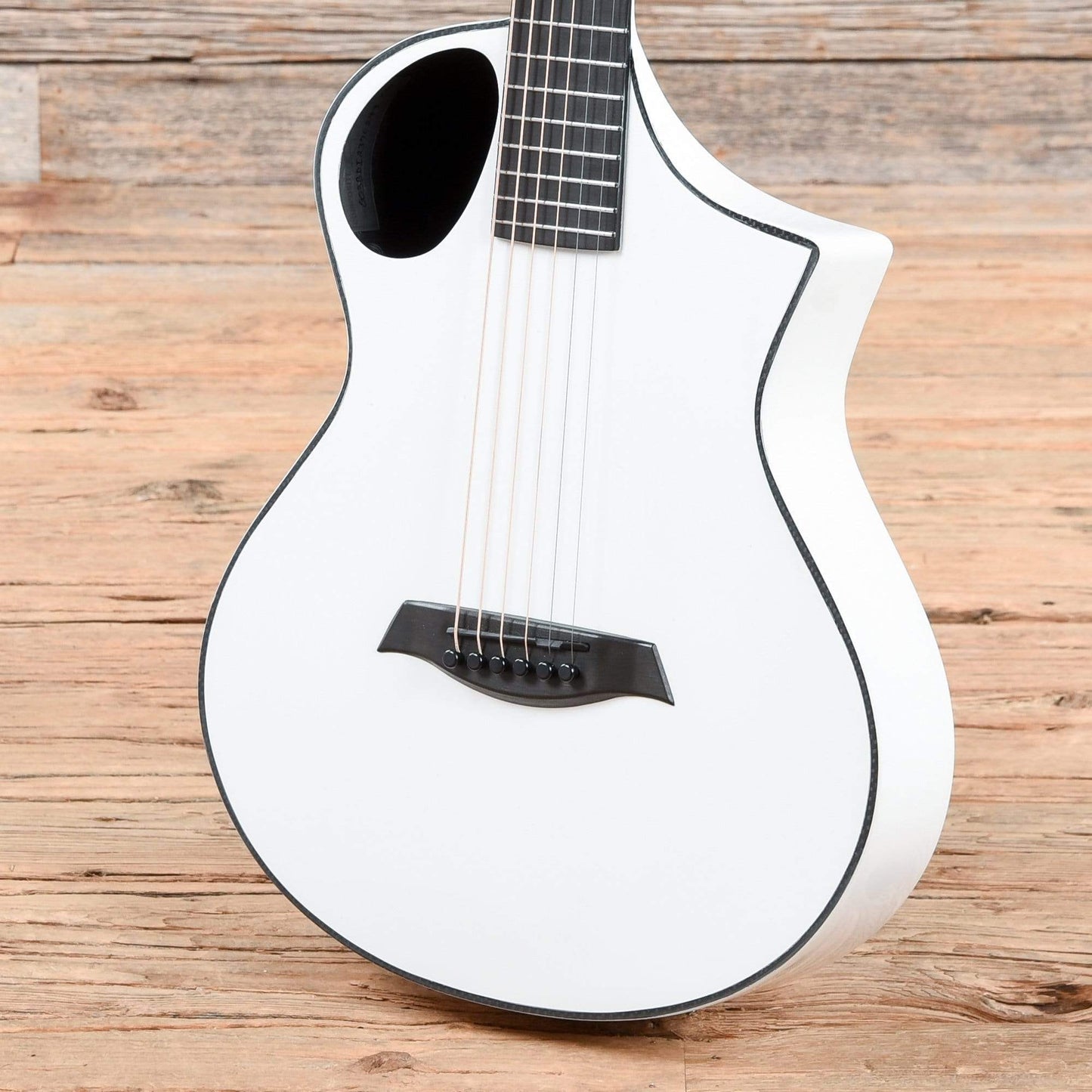 Composite Acoustics Cargo HG ELE White Acoustic Guitars / Built-in Electronics