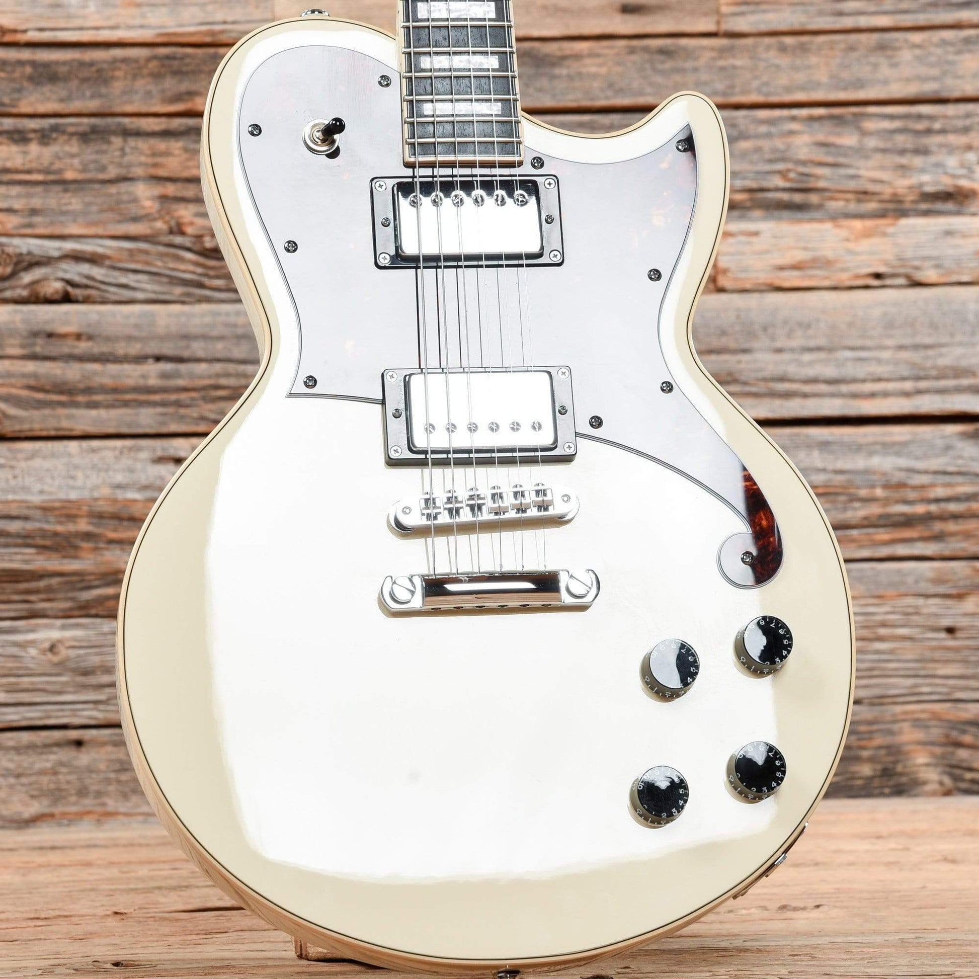 D'Angelico Premier Atlantic Antique White 2018 Electric Guitars / Solid Body