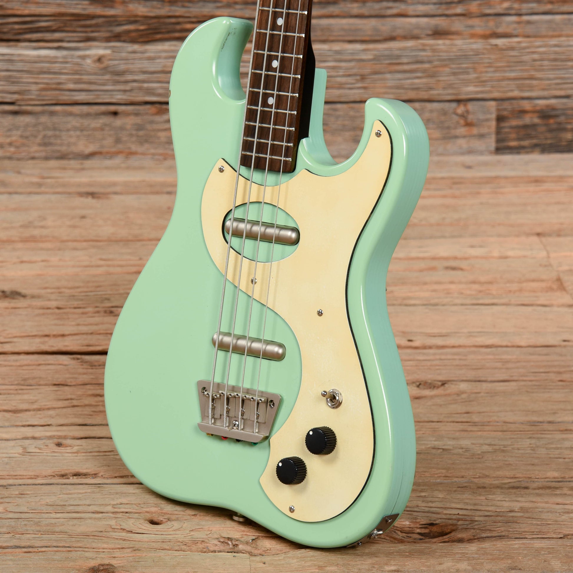 Danelectro 63 Bass Surf Green Bass Guitars / 4-String