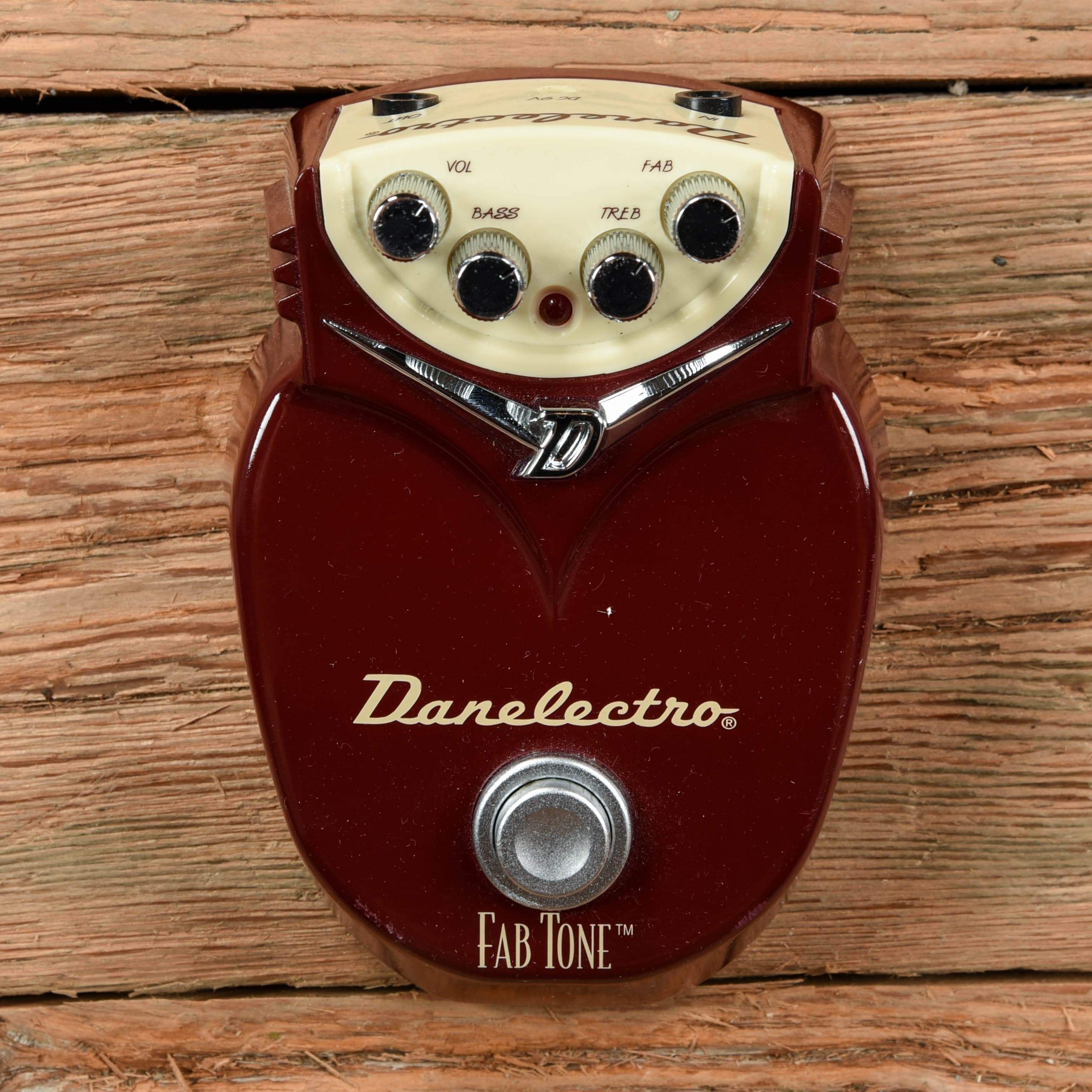 Danelectro Fab Tone Distortion – Chicago Music Exchange