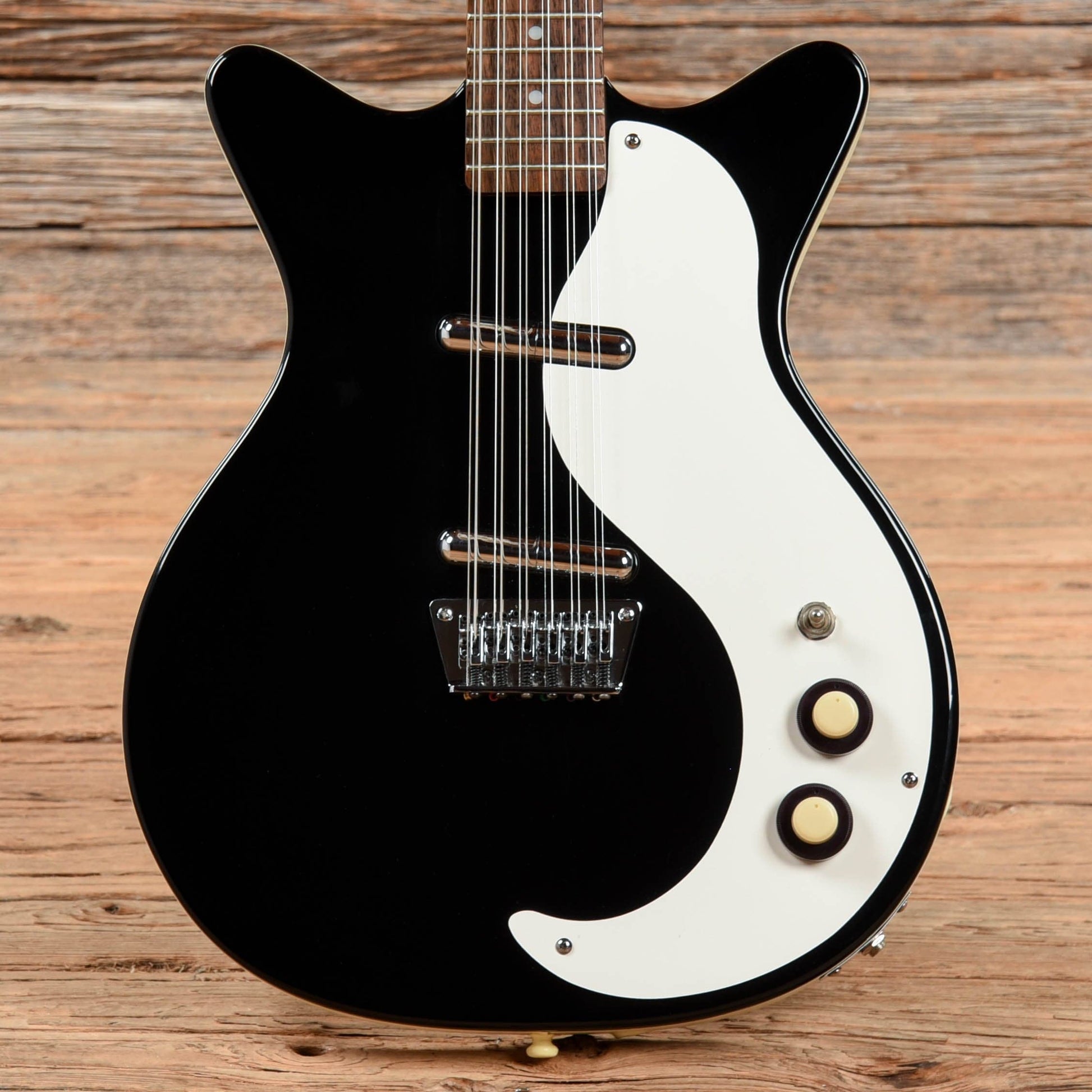 Danelectro 59M 12-String Black 2001 Electric Guitars / Semi-Hollow