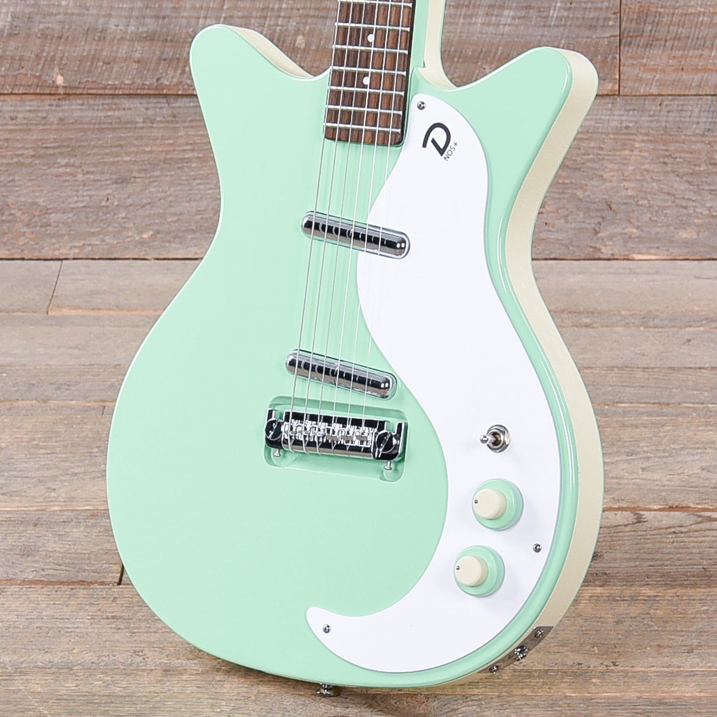 Danelectro '59M NOS Plus Double Cutaway Sea Foam Green Electric Guitars / Solid Body