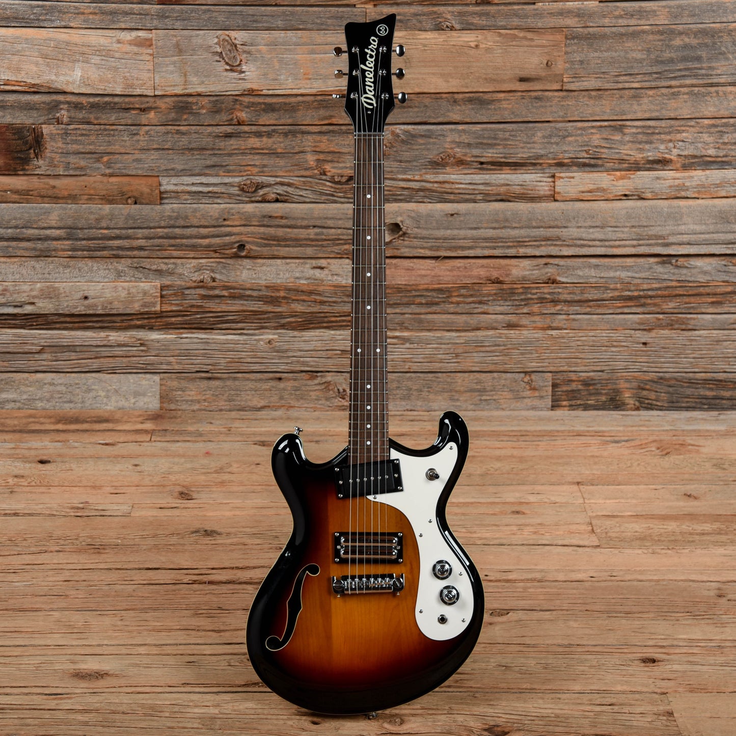 Danelectro The '66 Sunburst Electric Guitars / Solid Body