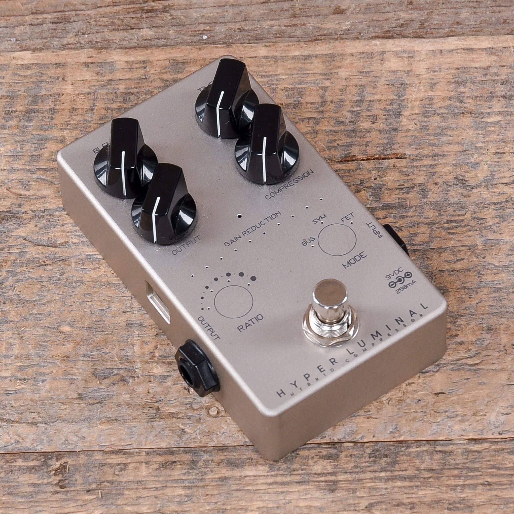 Darkglass Electronics Hyper Luminal Hybrid Compressor – Chicago