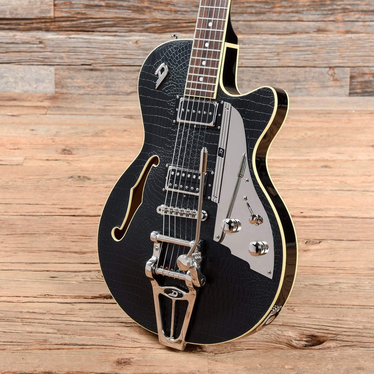 Duesenberg Starplayer TV Outlaw 2015 Electric Guitars / Semi-Hollow