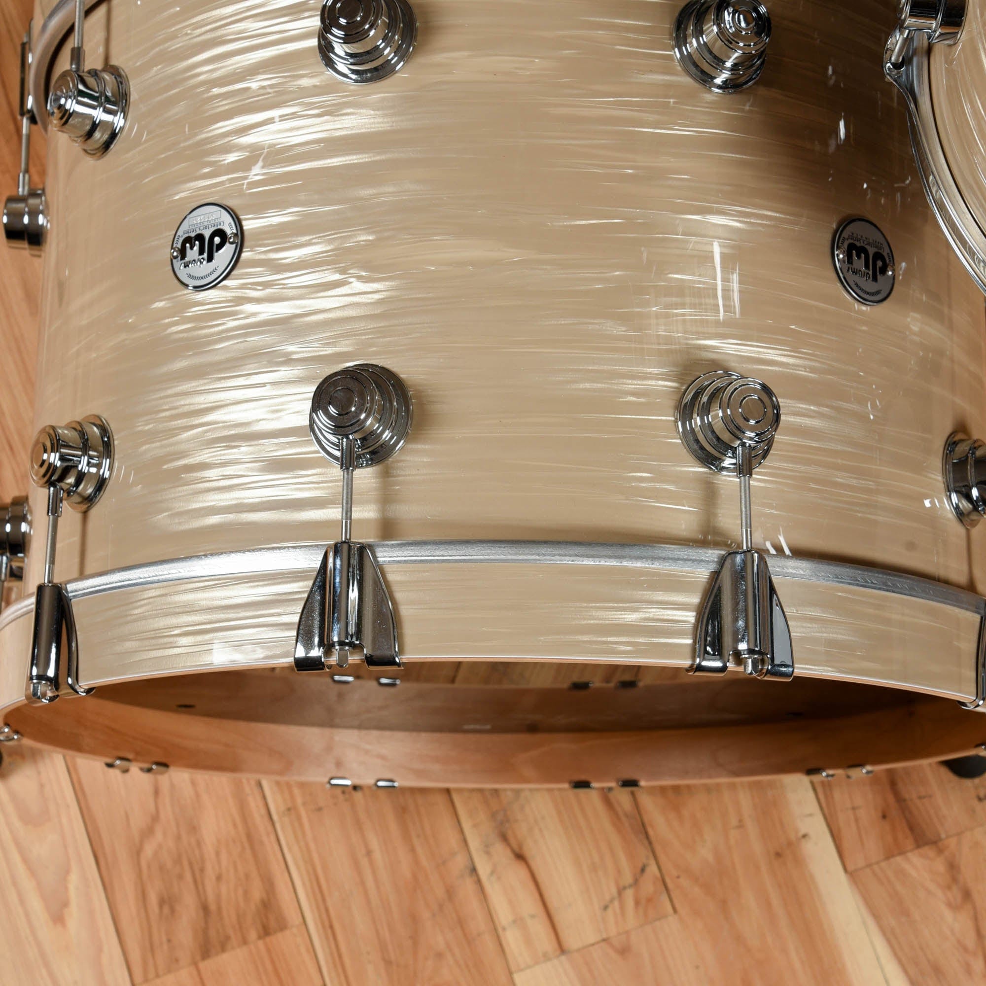 DW Collector's Series 13/16/22 3pc. Birch Drum Kit Creme Oyster Drums and Percussion / Acoustic Drums / Full Acoustic Kits