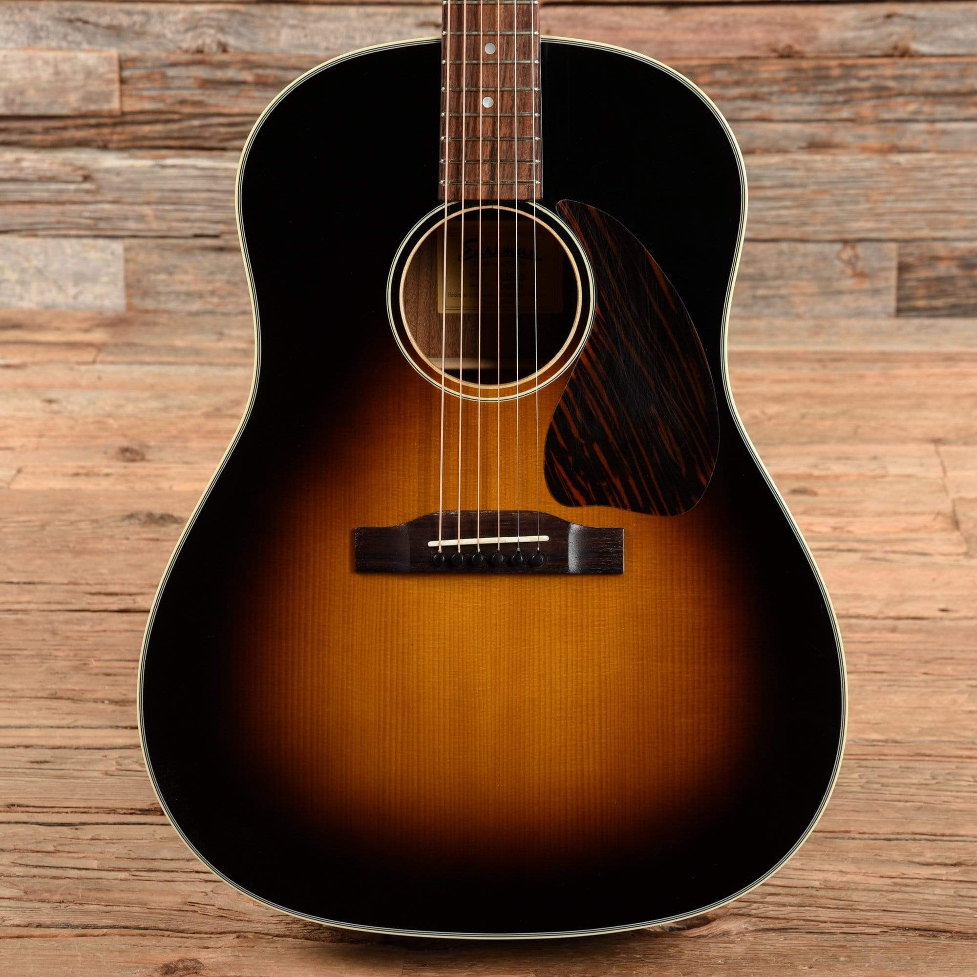 Eastman E10SS Slope Shoulder Dreadnought Tobacco Sunburst