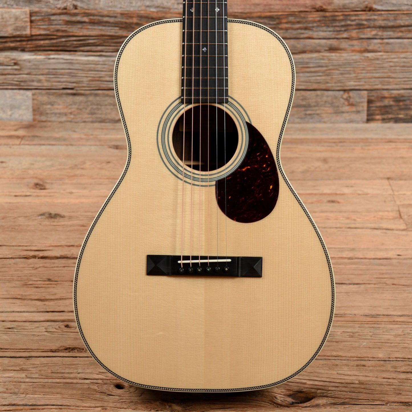 Eastman E20P Natural Acoustic Guitars / Parlor