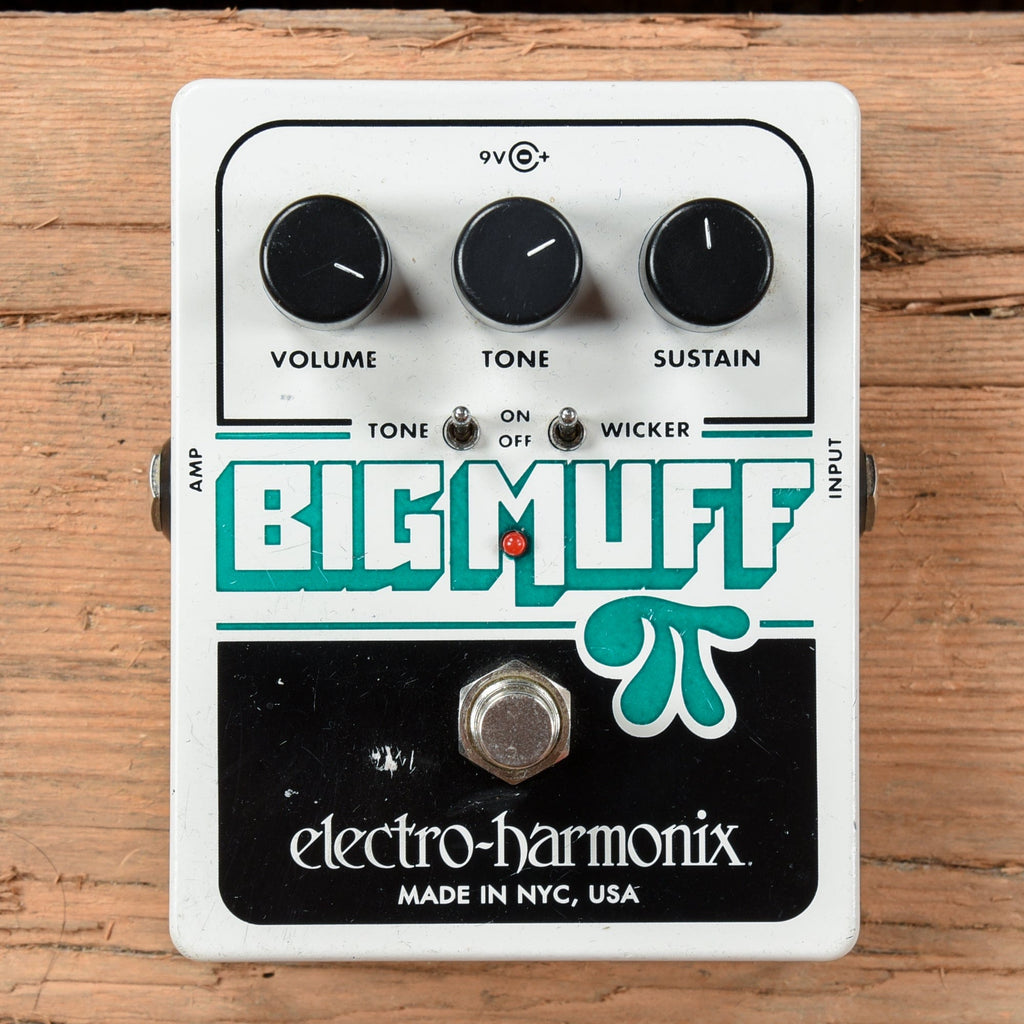 Electro-Harmonix Black Russian Big Muff Pi – Chicago Music Exchange