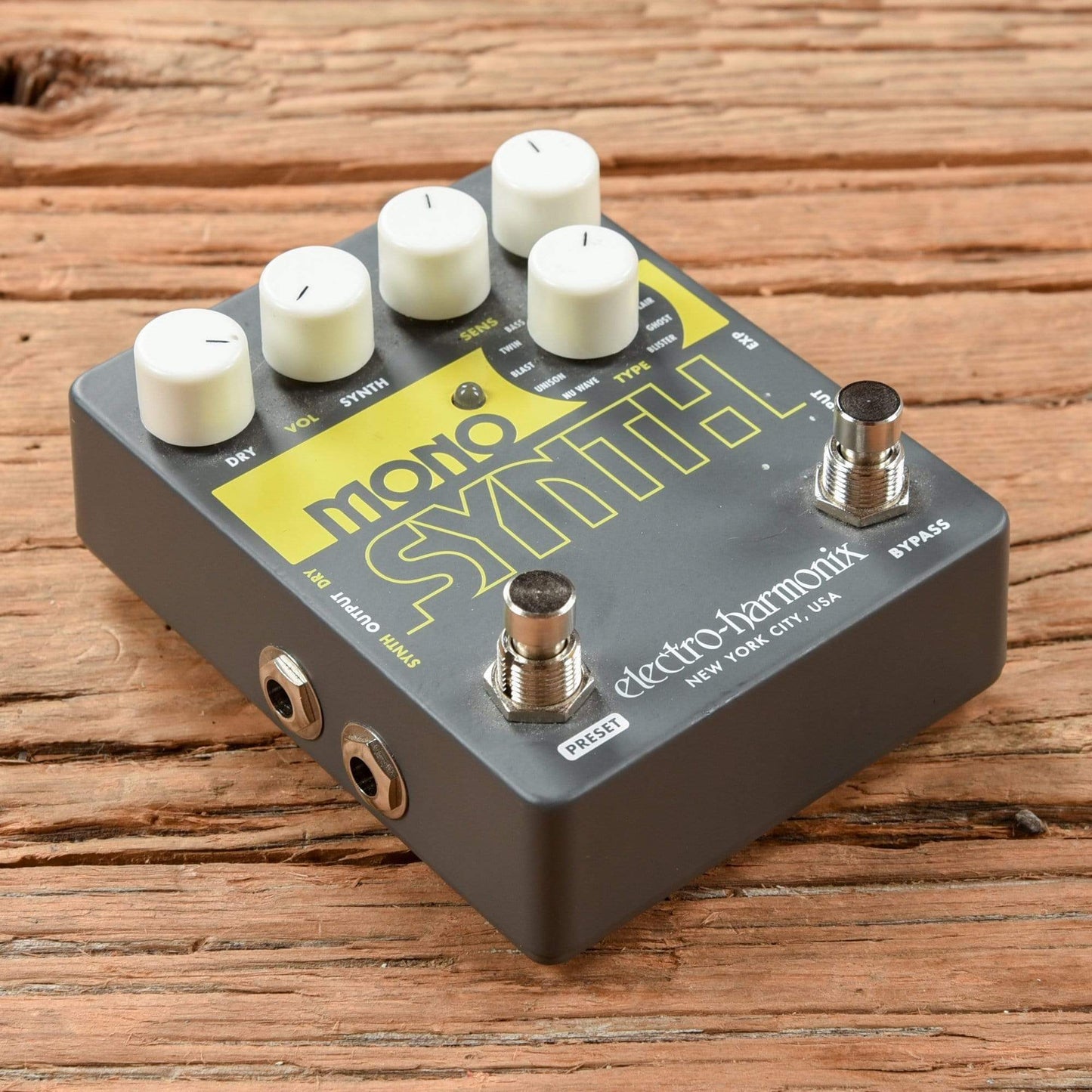 Electro-Harmonix Guitar Mono Synth Effects and Pedals / Fuzz