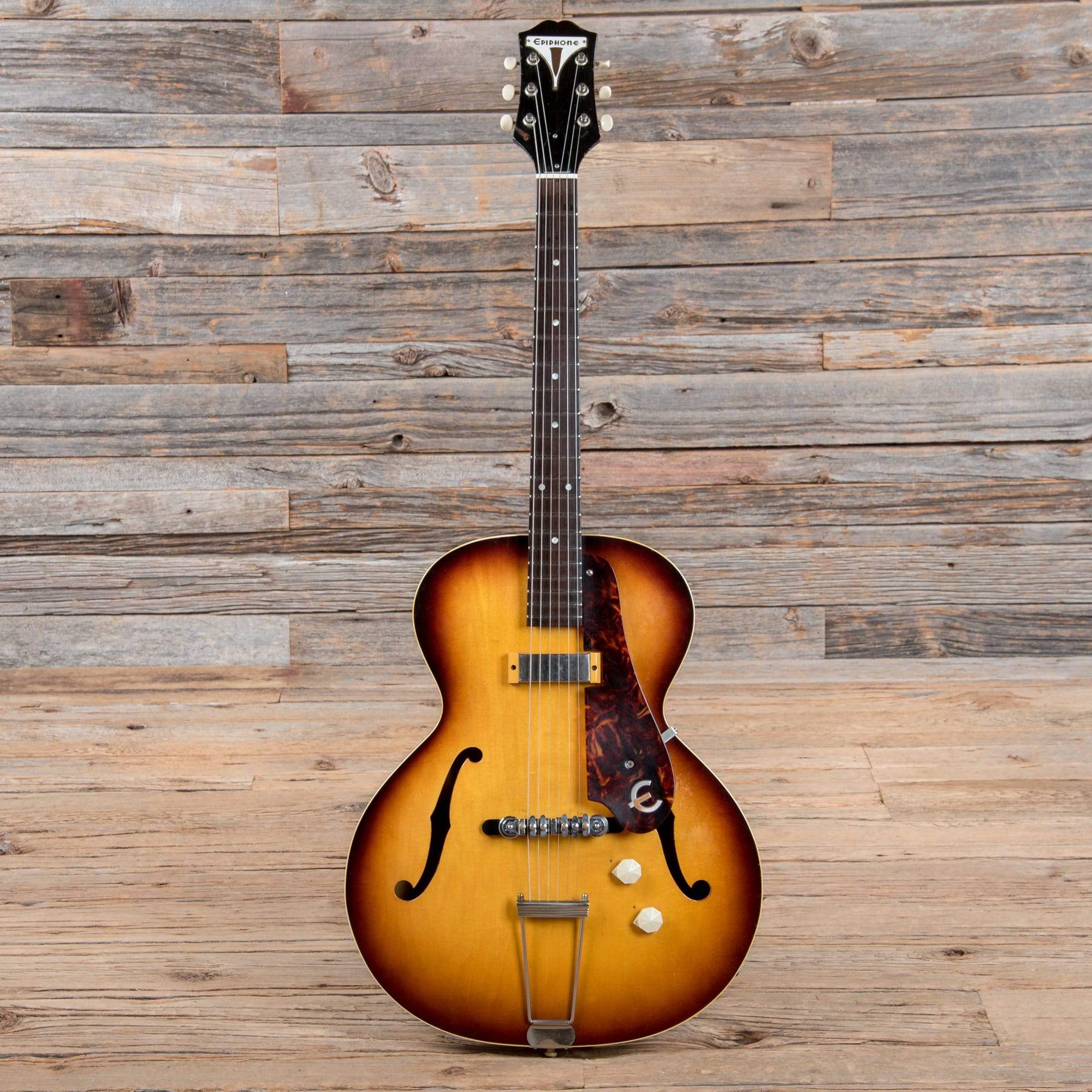 Epiphone E422T Century Sunburst 1960 – Chicago Music Exchange