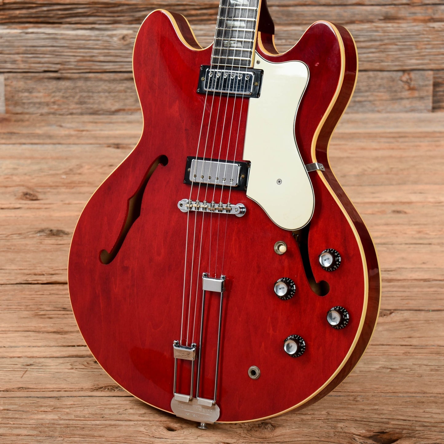 Epiphone Riviera  1967 Electric Guitars / Semi-Hollow