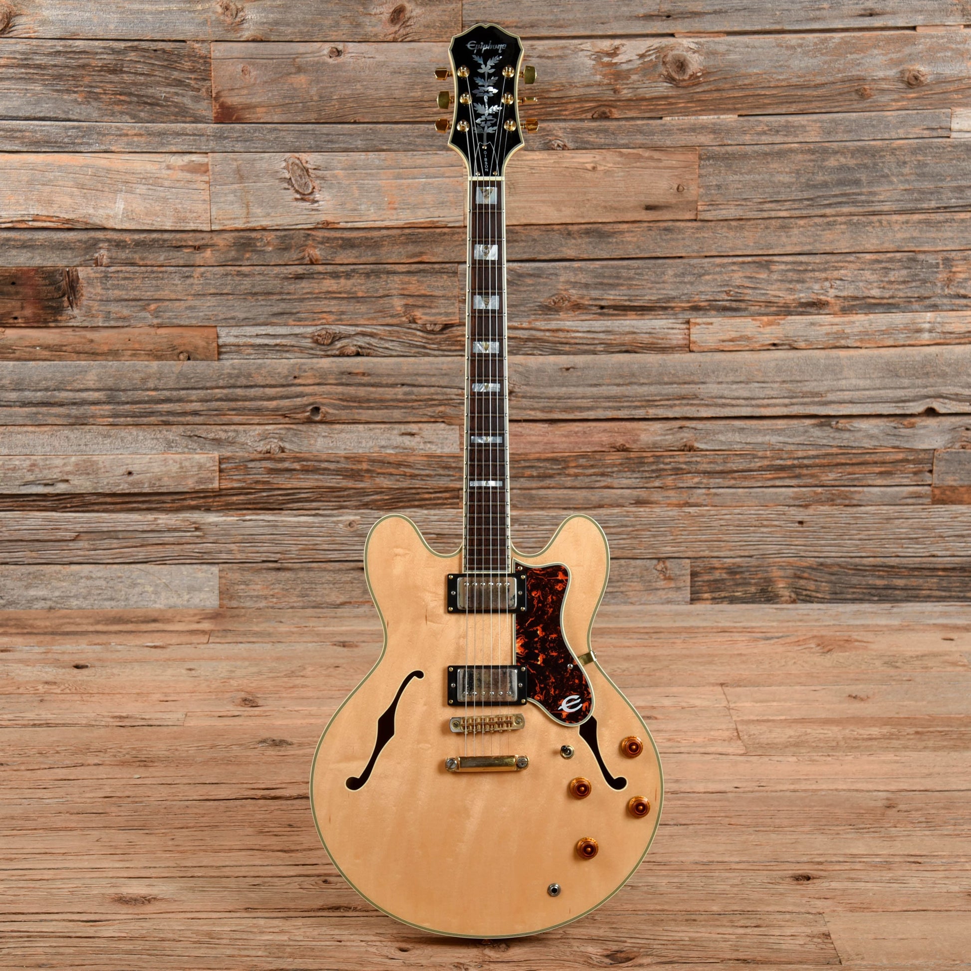 Epiphone Sheraton II Natural 1993 Electric Guitars / Semi-Hollow