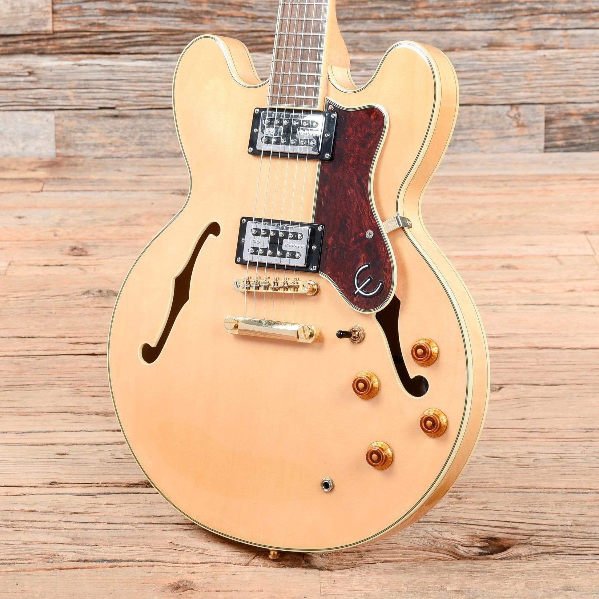 Epiphone Sheraton II Natural 2012 Electric Guitars / Semi-Hollow