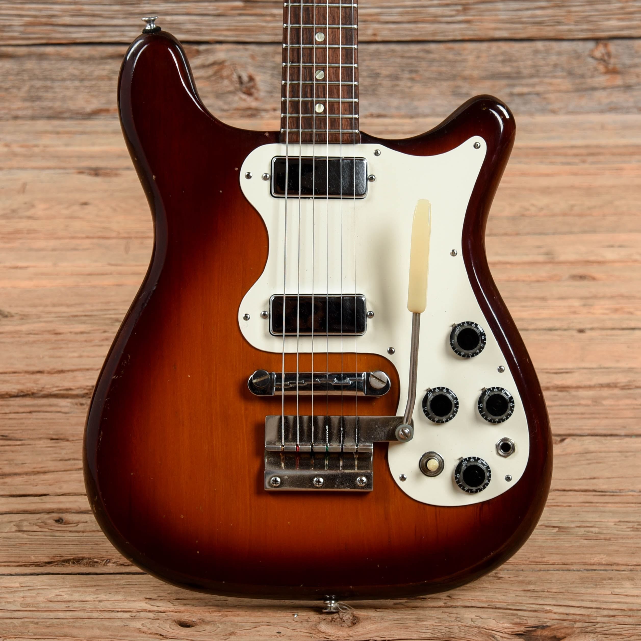 Epiphone Olympic Double Sunburst 1965 – Chicago Music Exchange