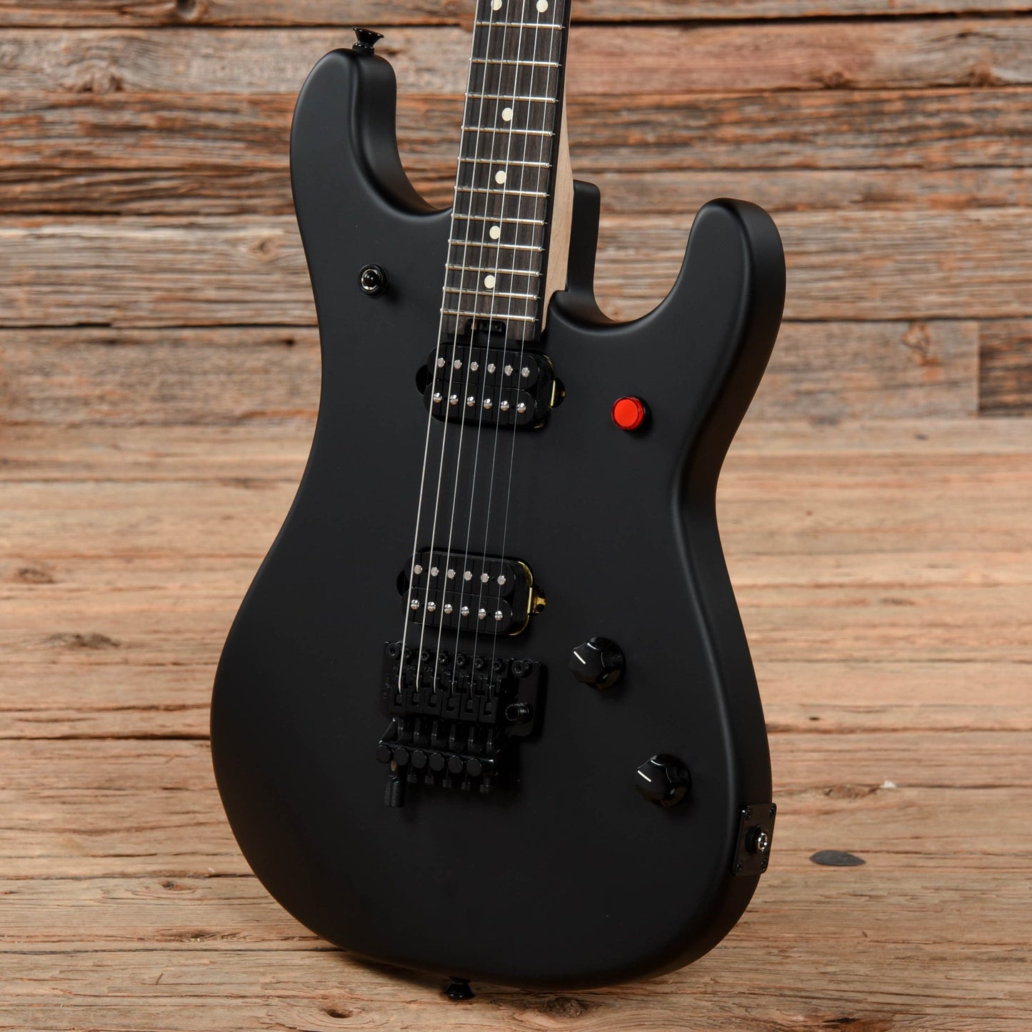 EVH 5150 Standard Black Electric Guitars / Solid Body