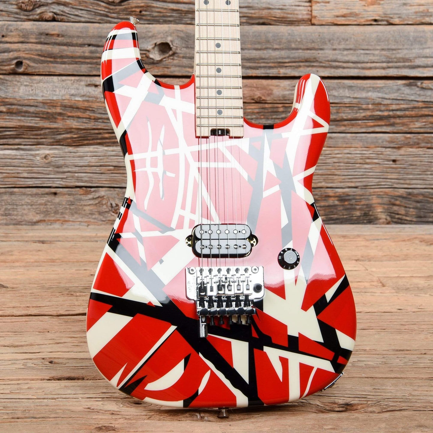 EVH Striped Series Electric Guitar Red/Black/White 2017 Electric Guitars / Solid Body