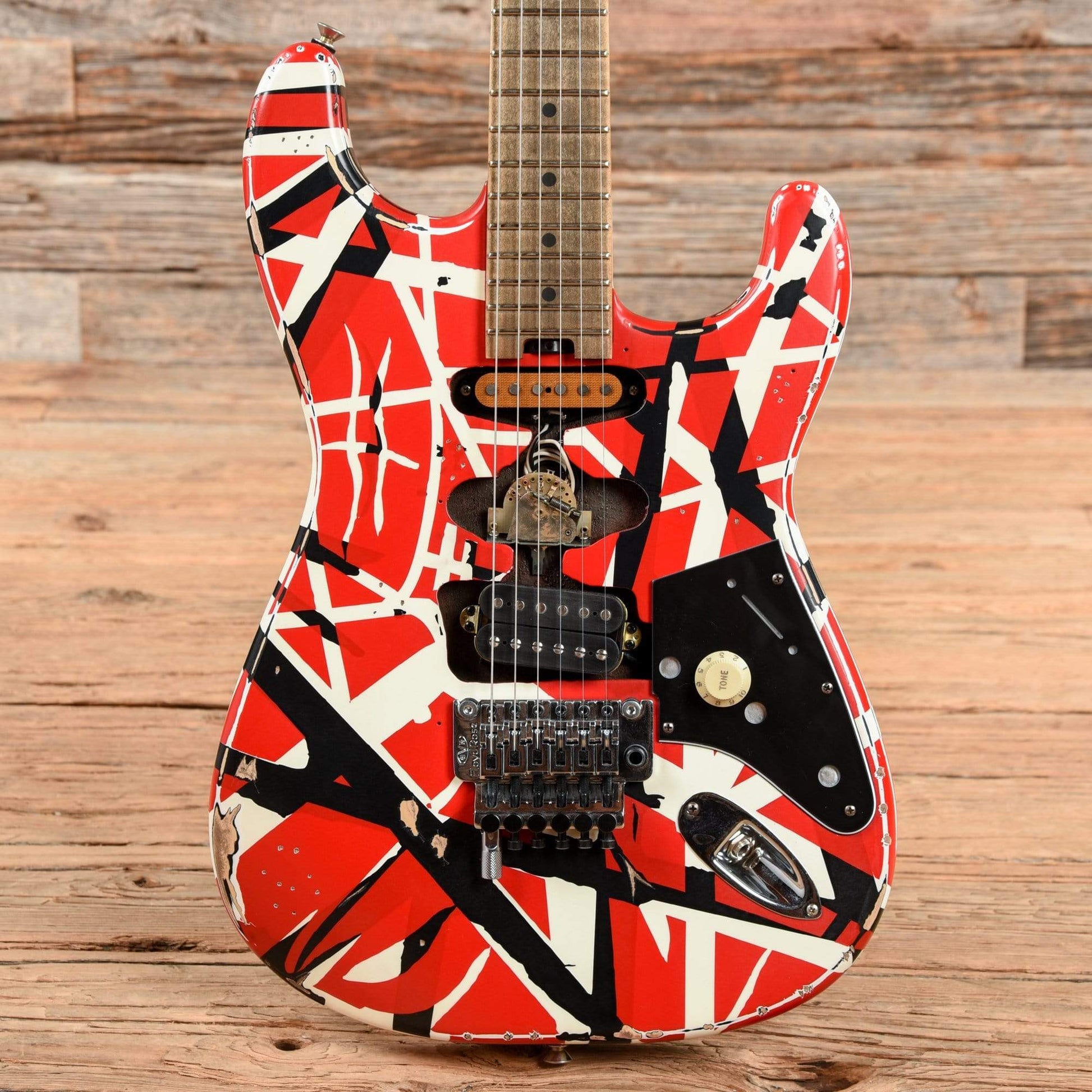 EVH Striped Series Frankie Red / White / Black Stripes Relic 2021 Electric Guitars / Solid Body