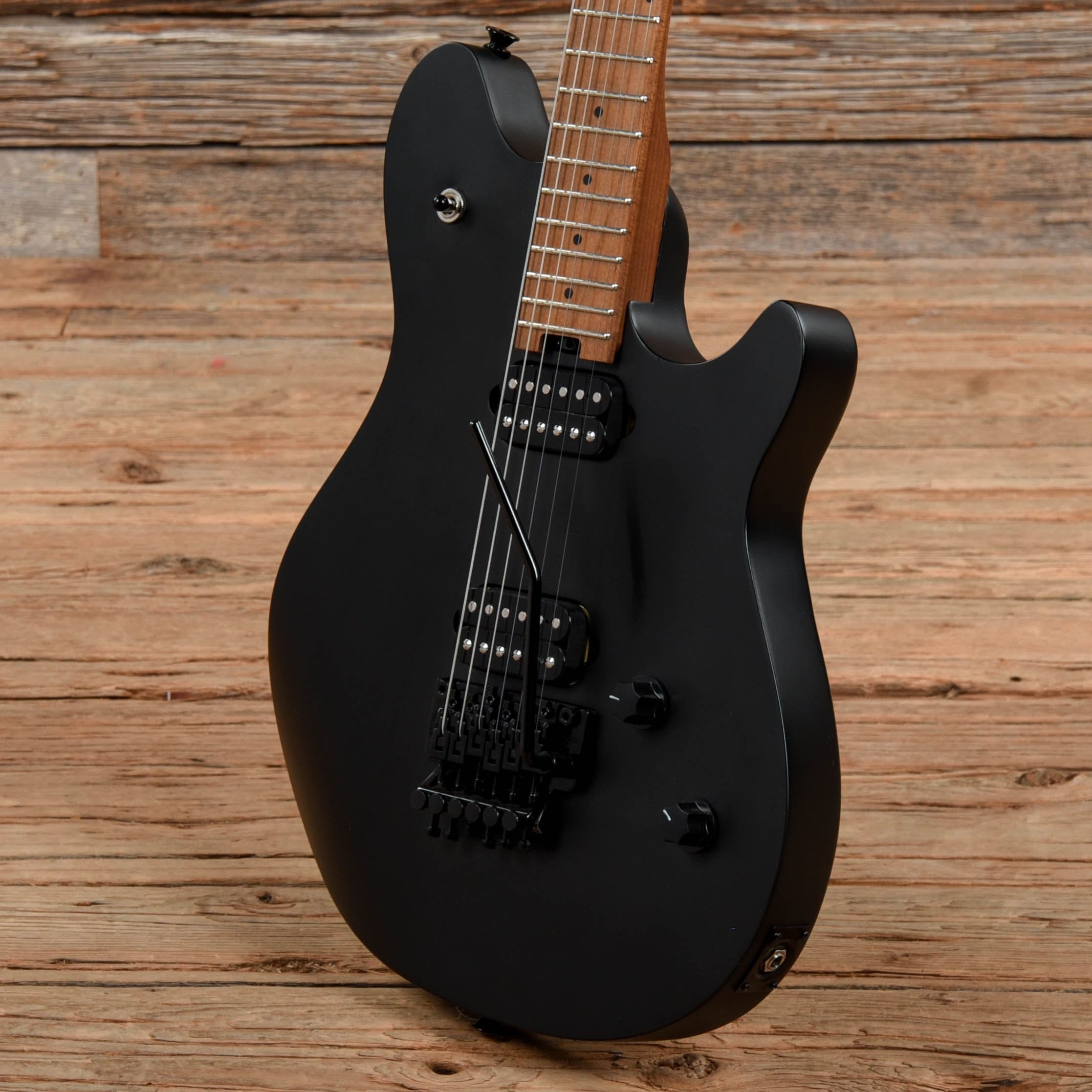 EVH Wolfgang Standard Roasted Stealth Black 2020 – Chicago Music Exchange