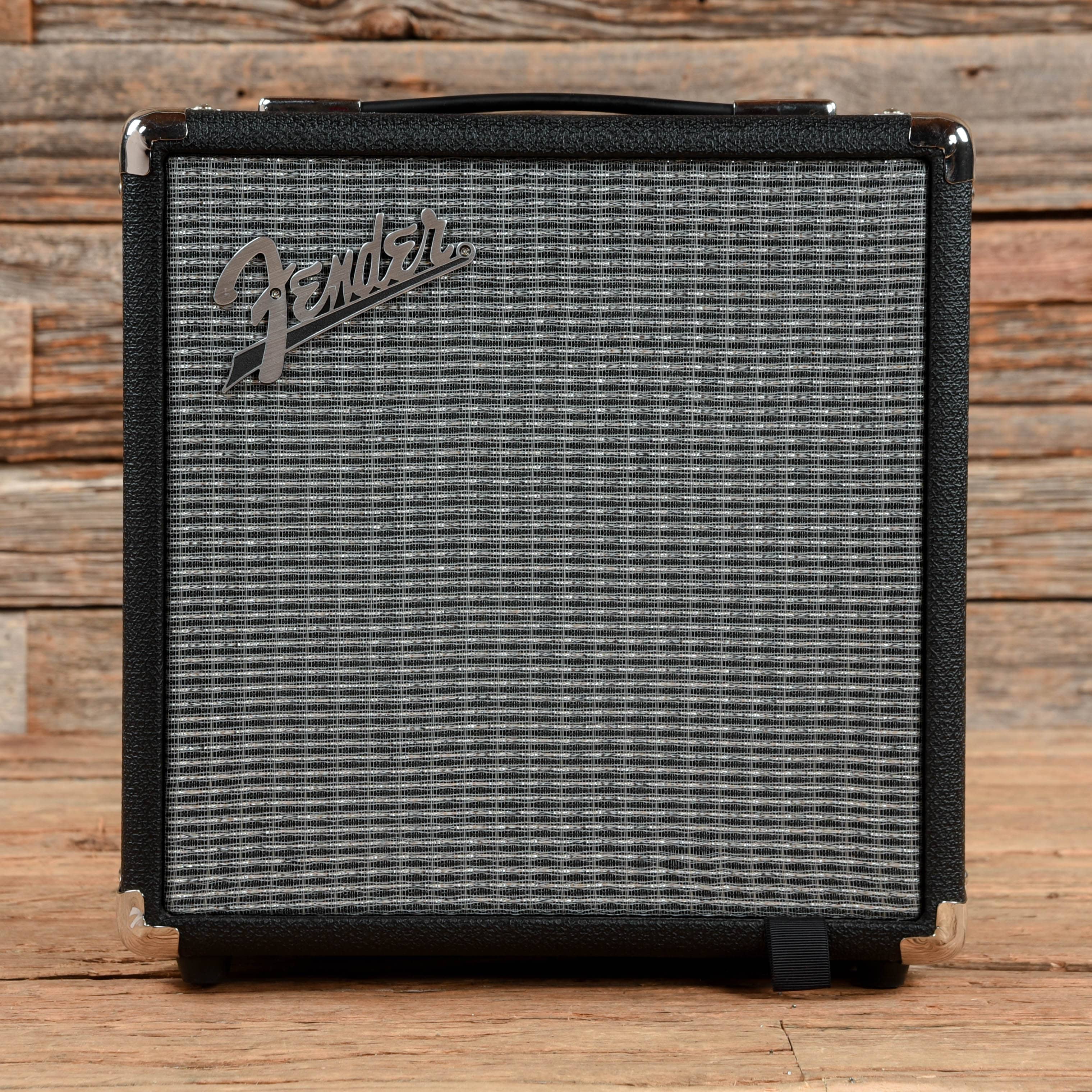 Fender Rumble 15 V3 15-Watt 1x8