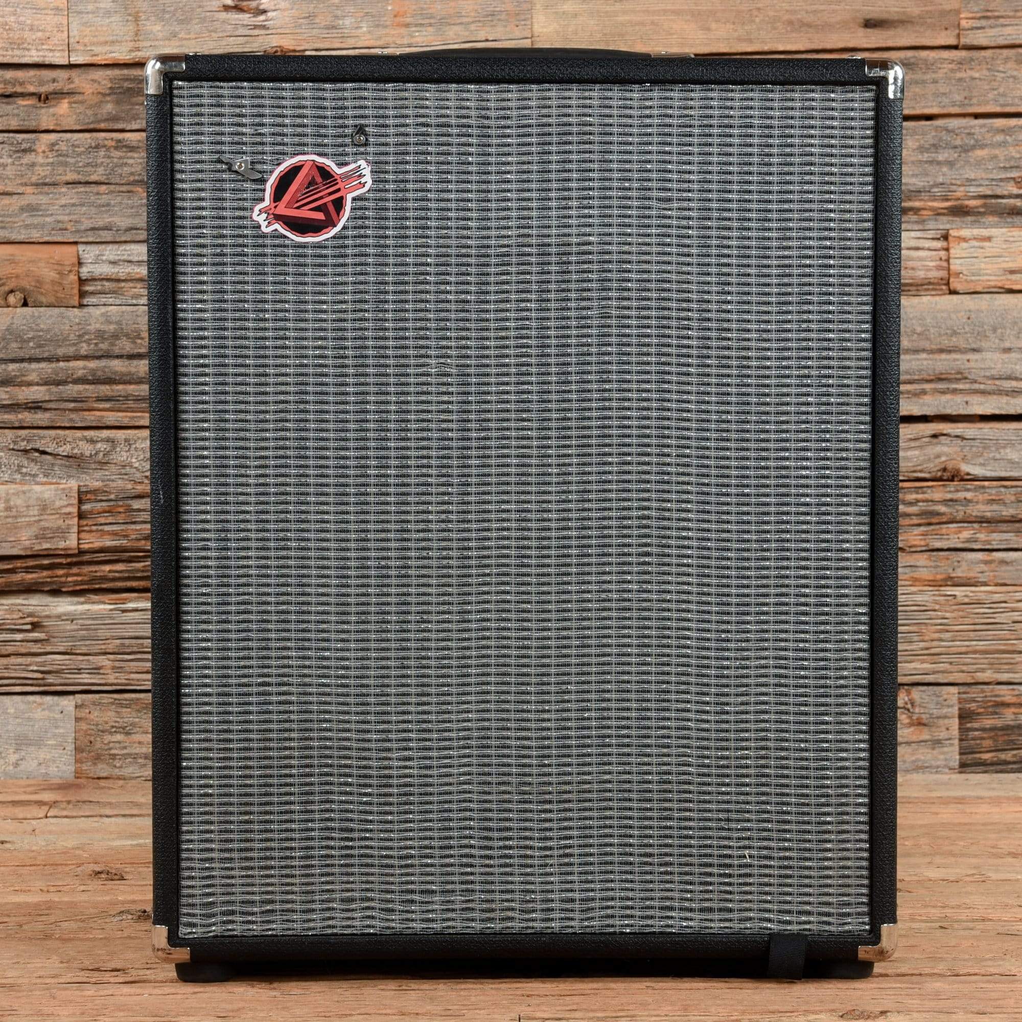 Fender Rumble 200 V3 200-Watt 1x15