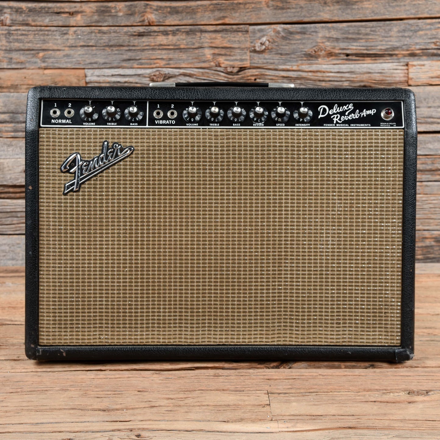 Fender Deluxe Reverb-Amp w/Footswitch  1965 Amps / Guitar Combos