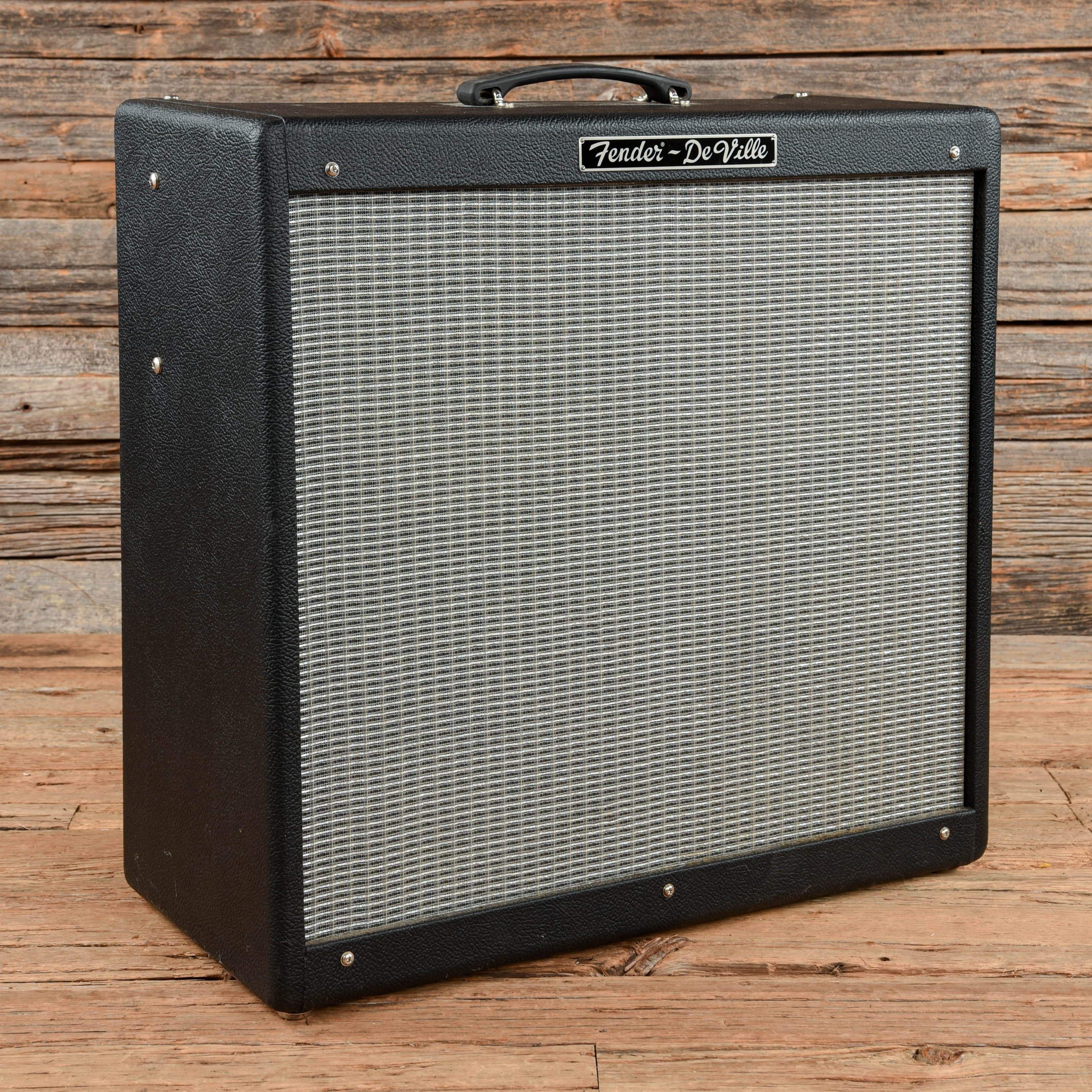 Fender Hot Rod DeVille 3-Channel 60-Watt 4x10