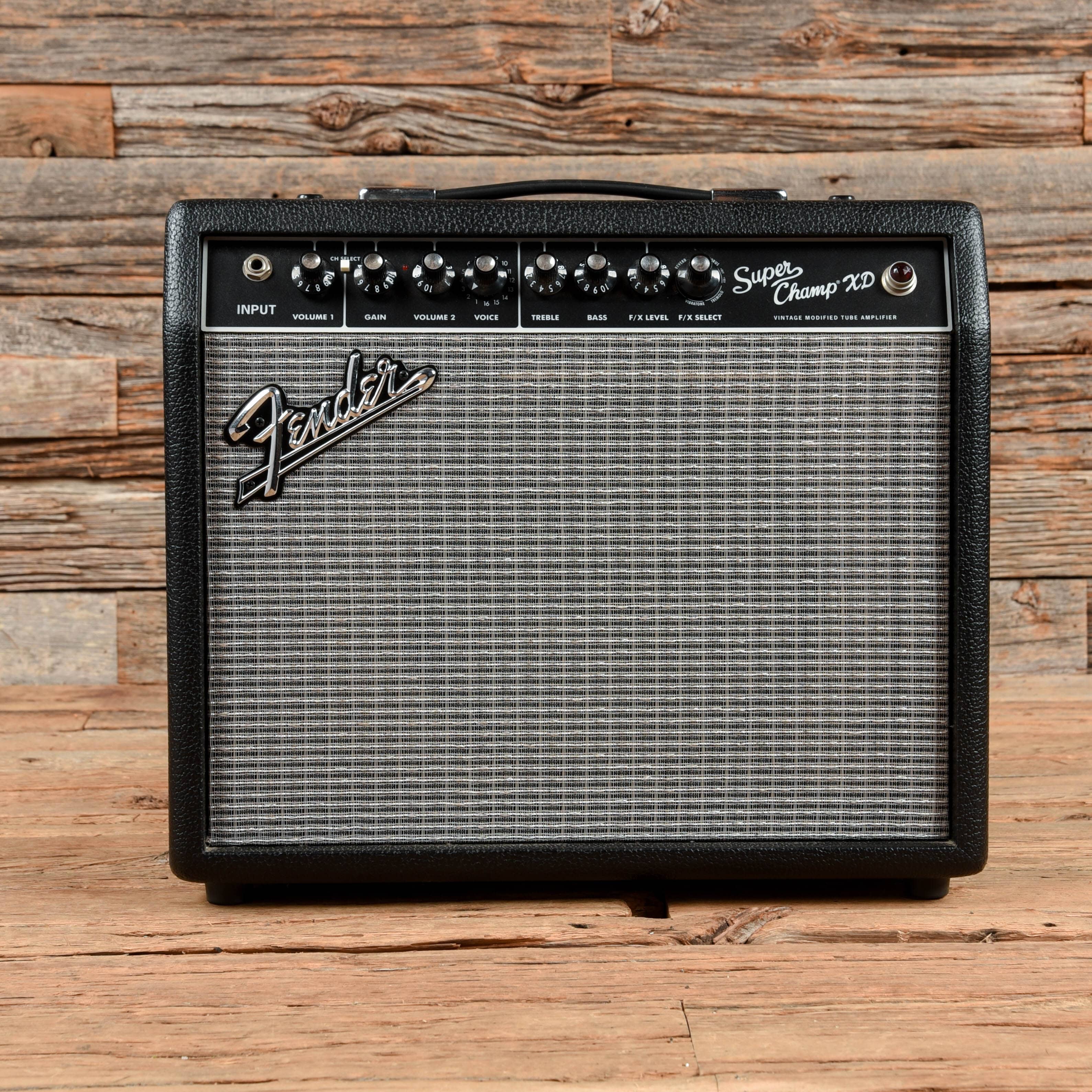 Fender Super Champ XD 2-Channel 15-Watt 1x10