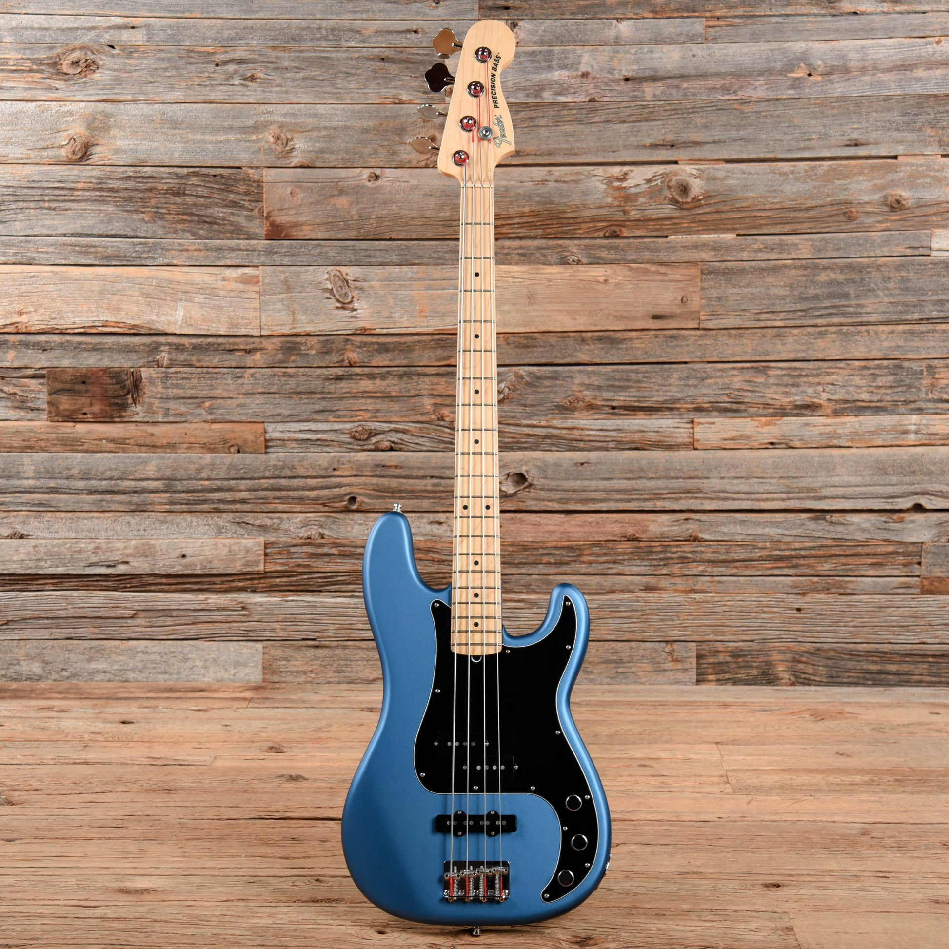 Fender American Performer Precision Bass Satin Lake Placid Blue 2019 Bass Guitars / 4-String