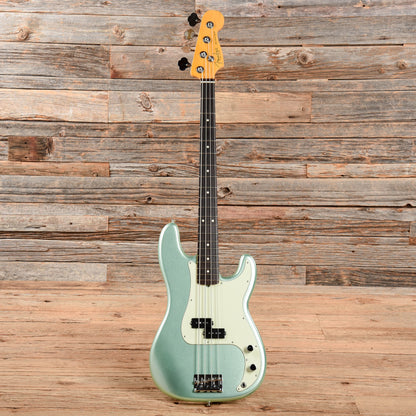 Fender American Professional II Precision Bass Mystic Surf Green 2021 Bass Guitars / 4-String