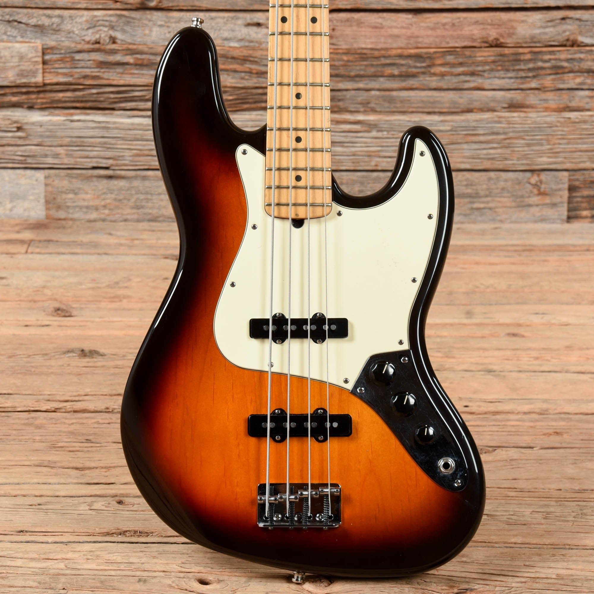 Fender American Standard Jazz Bass Sunburst 1997 – Chicago Music Exchange