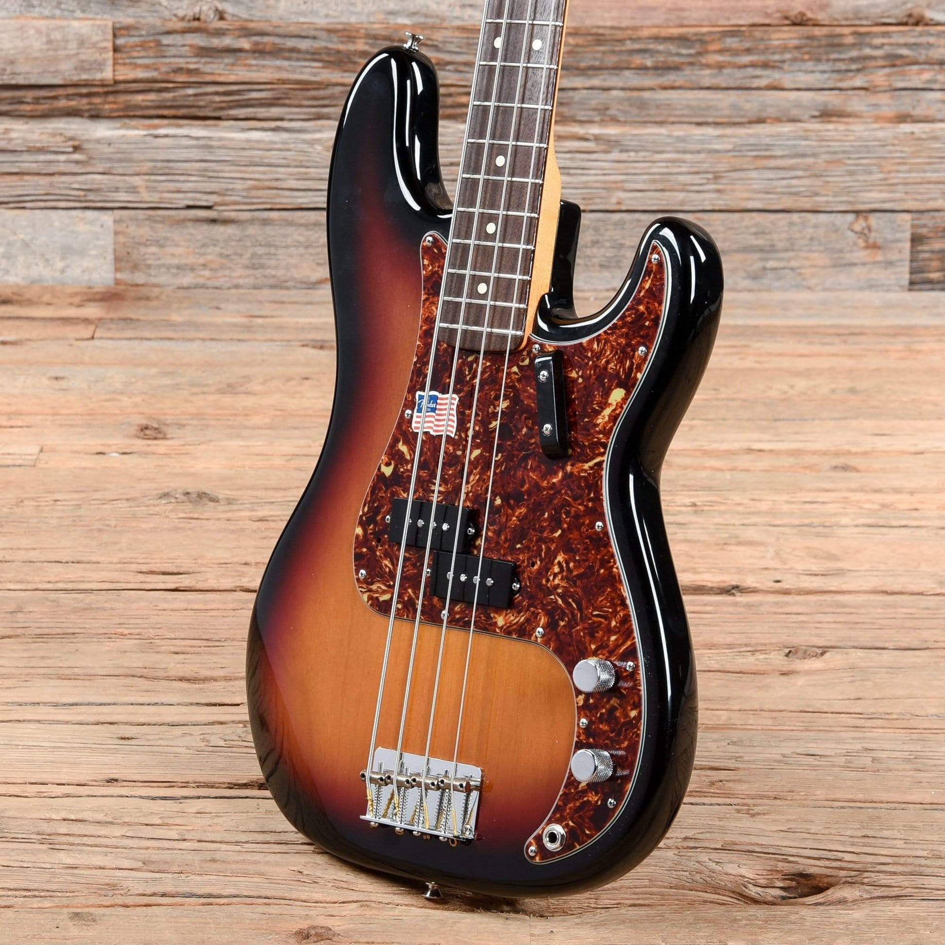 Fender American Vintage '62 Precision Bass Sunburst 2005 Bass Guitars / 4-String