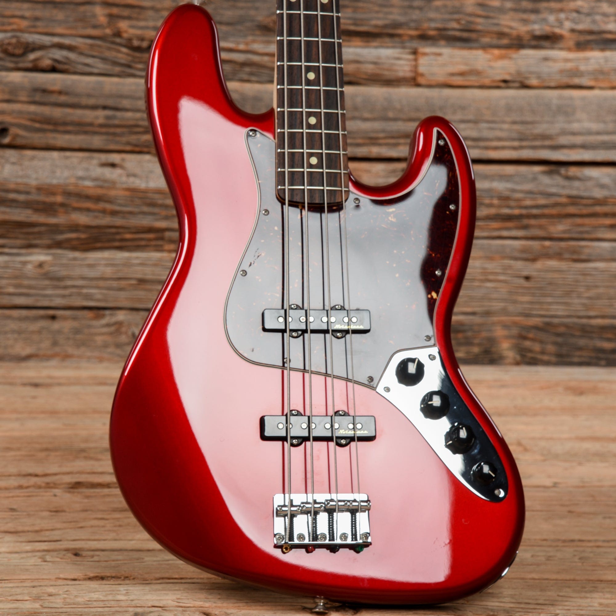 Fender Deluxe Active Jazz Bass 2016 – Chicago Music Exchange
