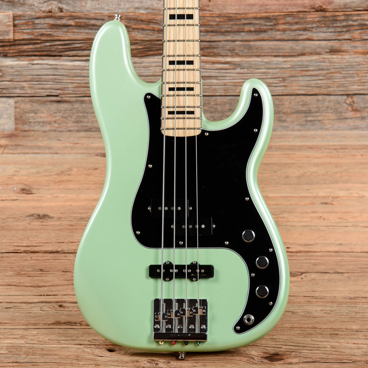 Fender FSR Deluxe Precision PJ Bass Sea Foam Pearl 2019 Bass Guitars / 4-String